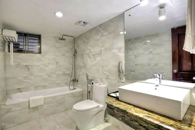 Bathroom in Hotel Star Pacific