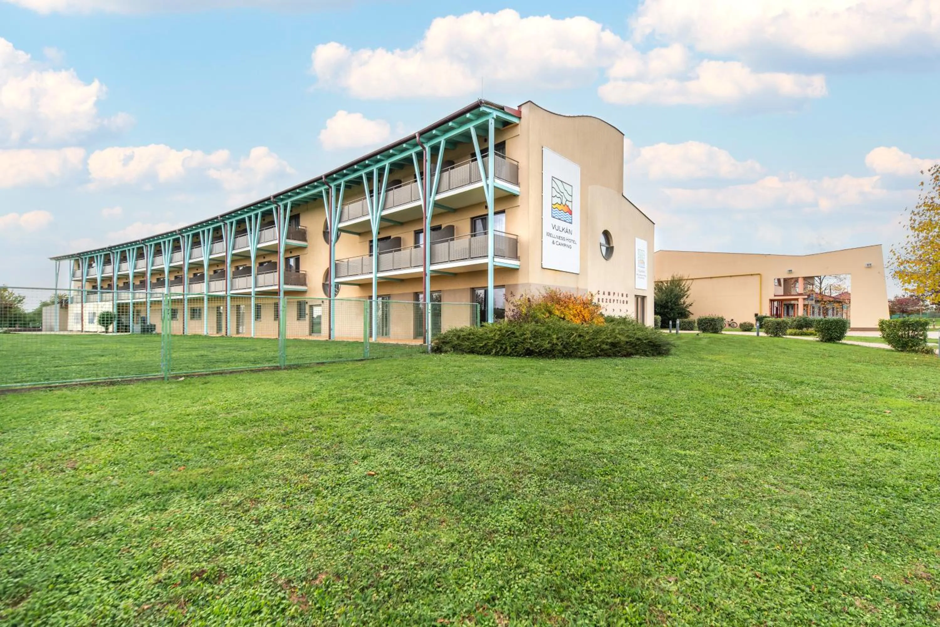 Property building in Vulkán Wellness Hotel & Camping