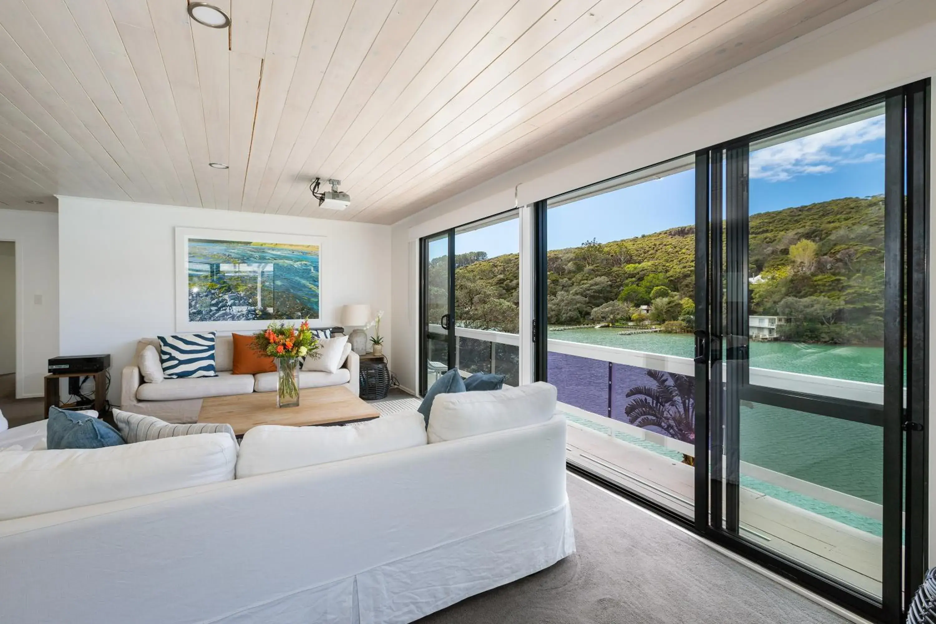 Three-Bedroom House in Kawau Lodge Boutique Resort Three-Bedroom House in Kawau Lodge Boutique Resort