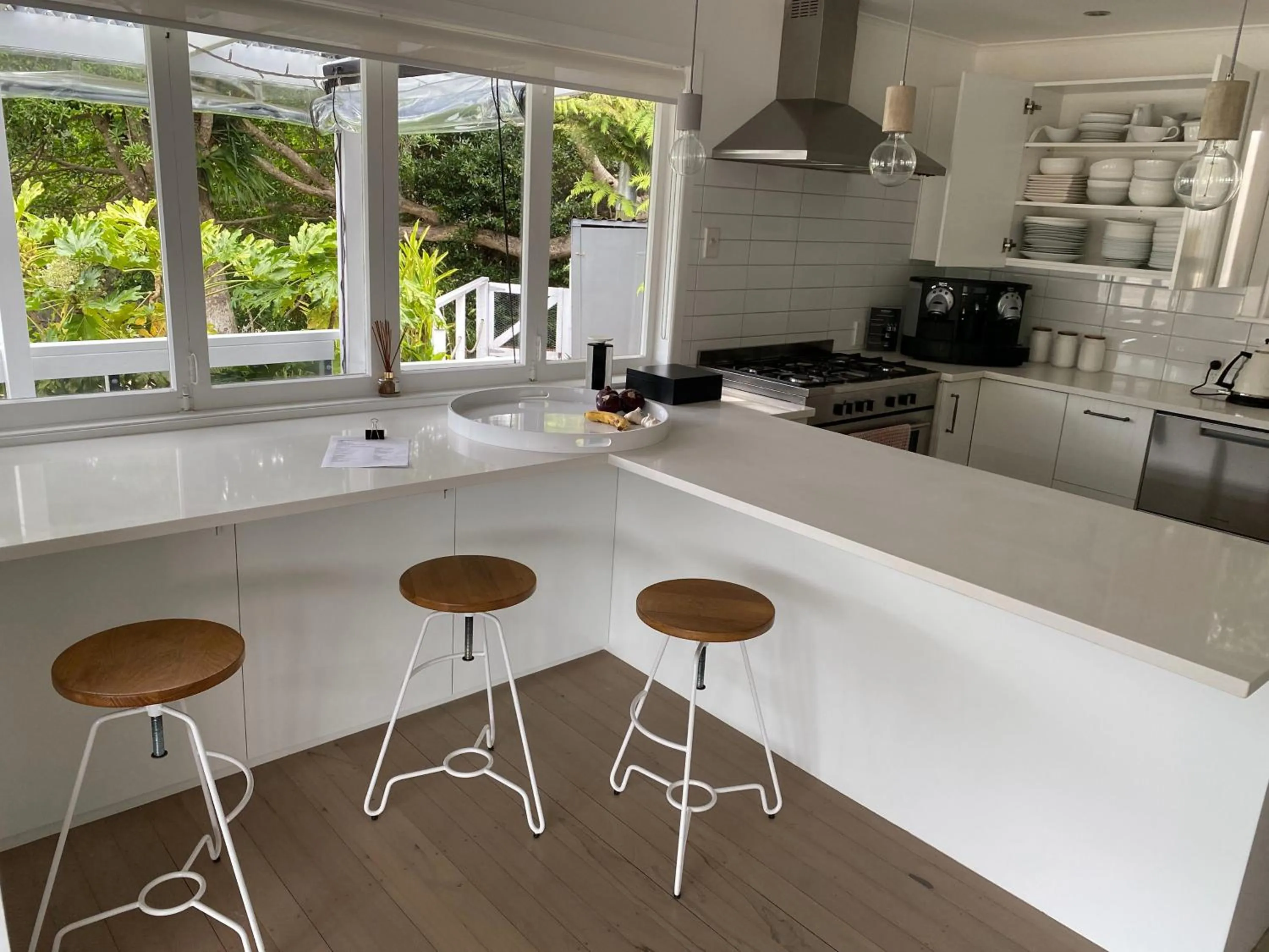 Kitchen or kitchenette in Kawau Lodge Boutique Resort