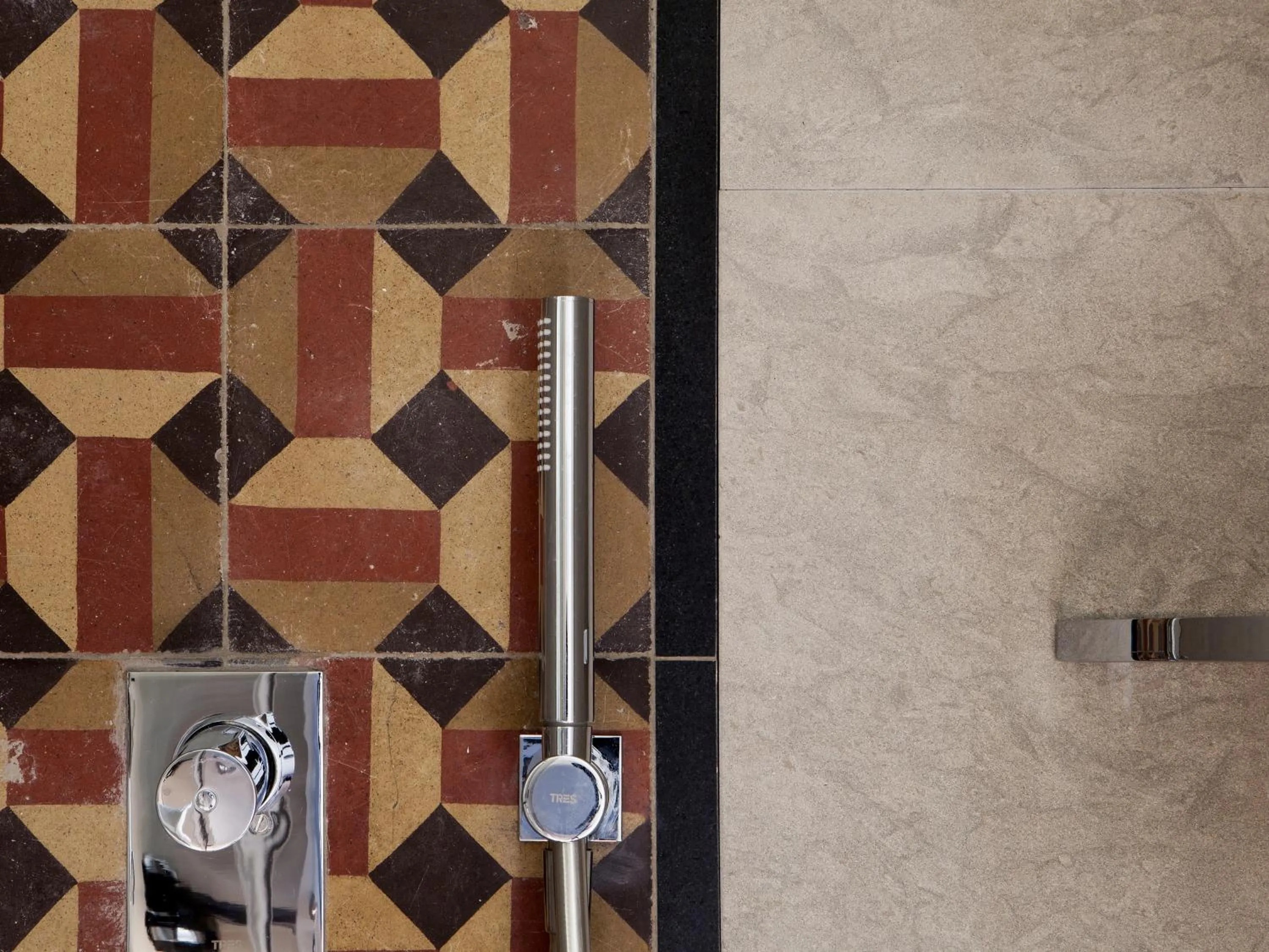 Shower in We Boutique Hotel Barcelona