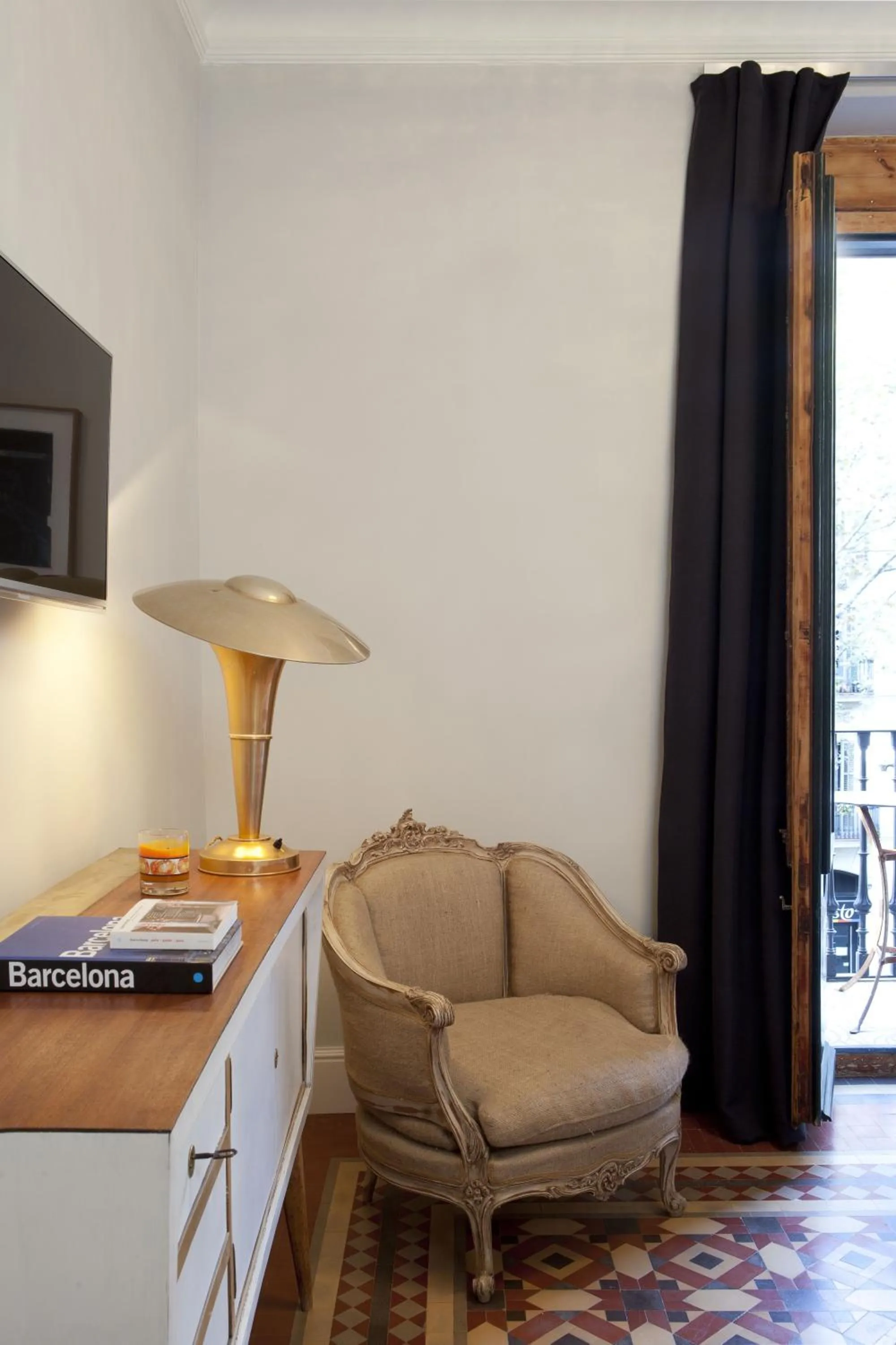Photo of the whole room in We Boutique Hotel Barcelona
