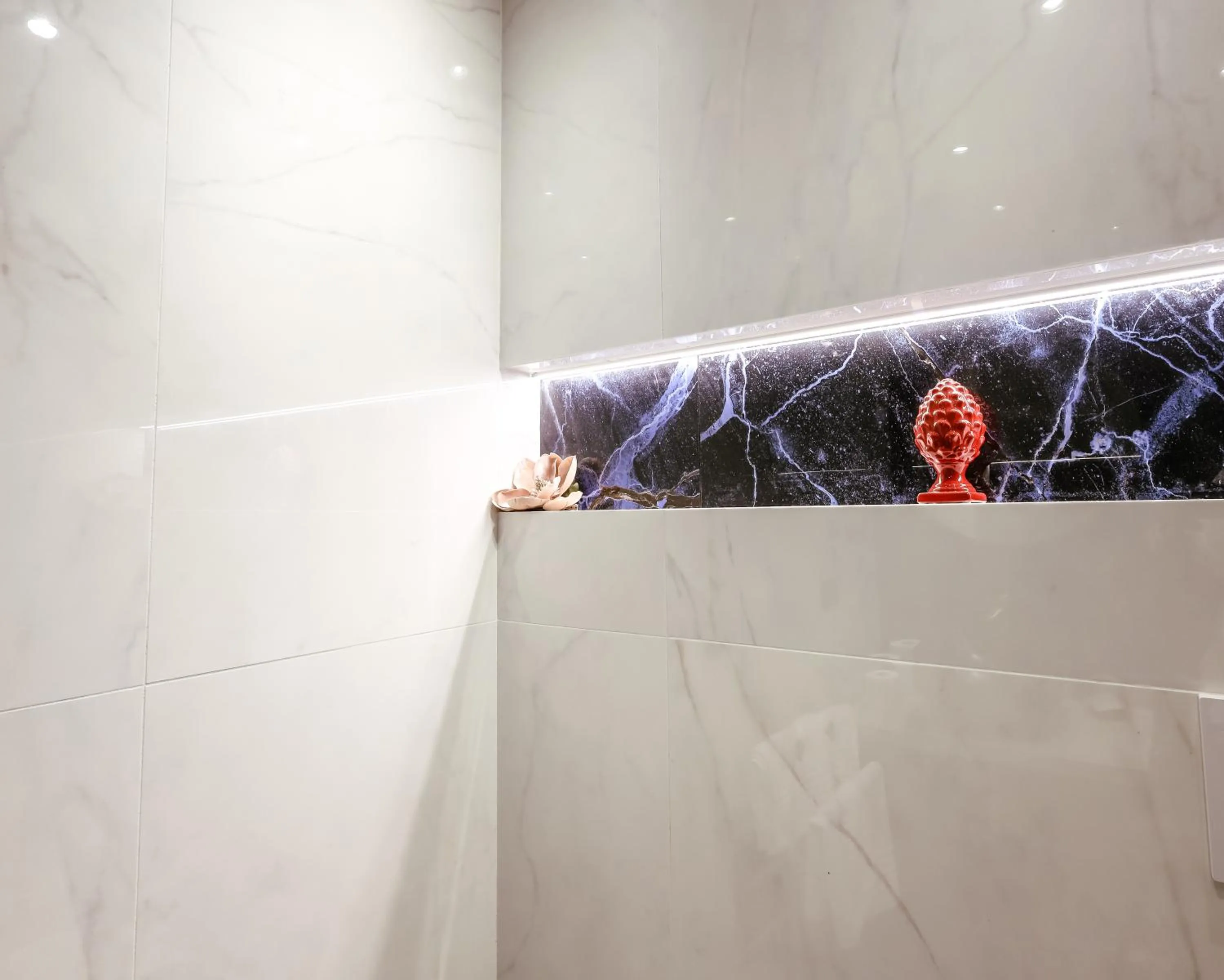 Bathroom in Marmur luxury room