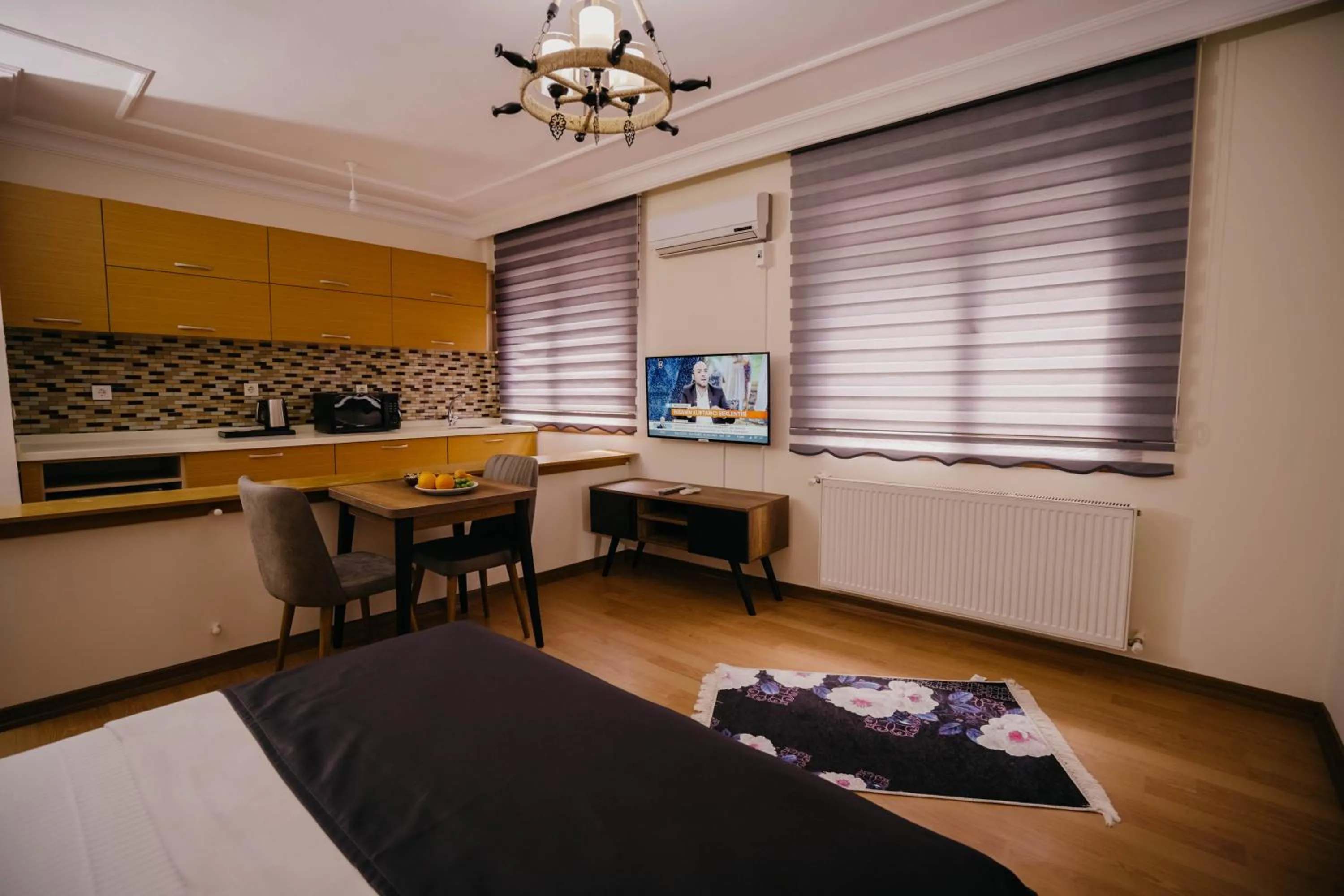 Photo of the whole room in Istanbul Galata Port Modern Suite & Apartments Taksim