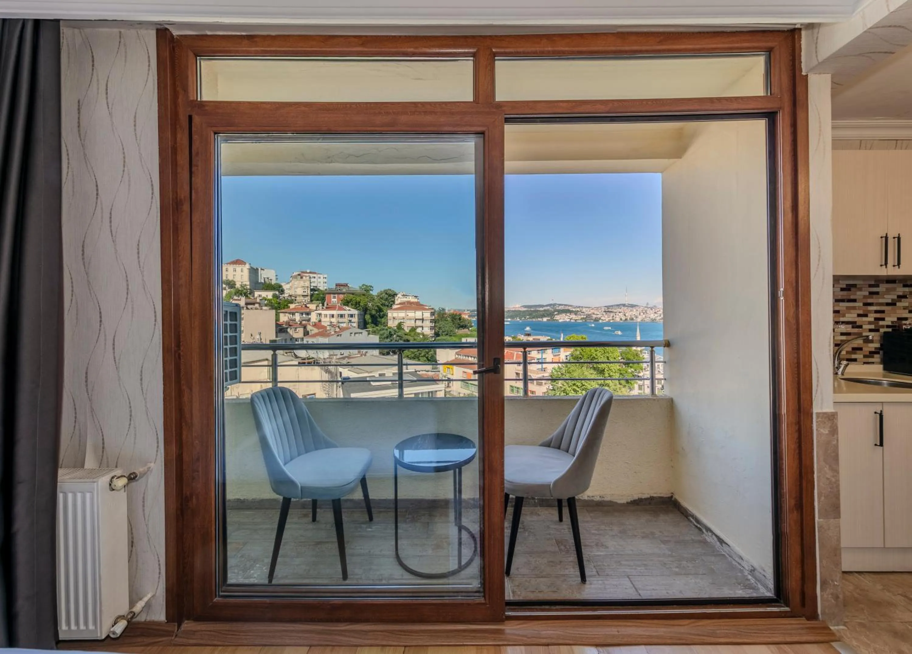 Patio in Istanbul Galata Port Modern Suite & Apartments Taksim