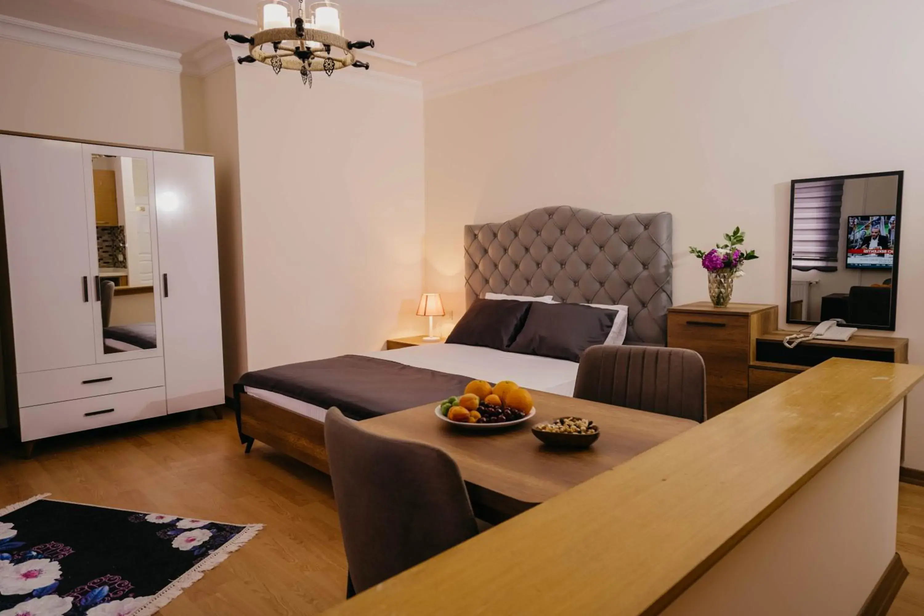 Deluxe Double Room (2 Adults + 1 Child) in Cihangir by Aydin Suite Hotel Deluxe Double Room (2 Adults + 1 Child) in Cihangir by Aydin Suite Hotel