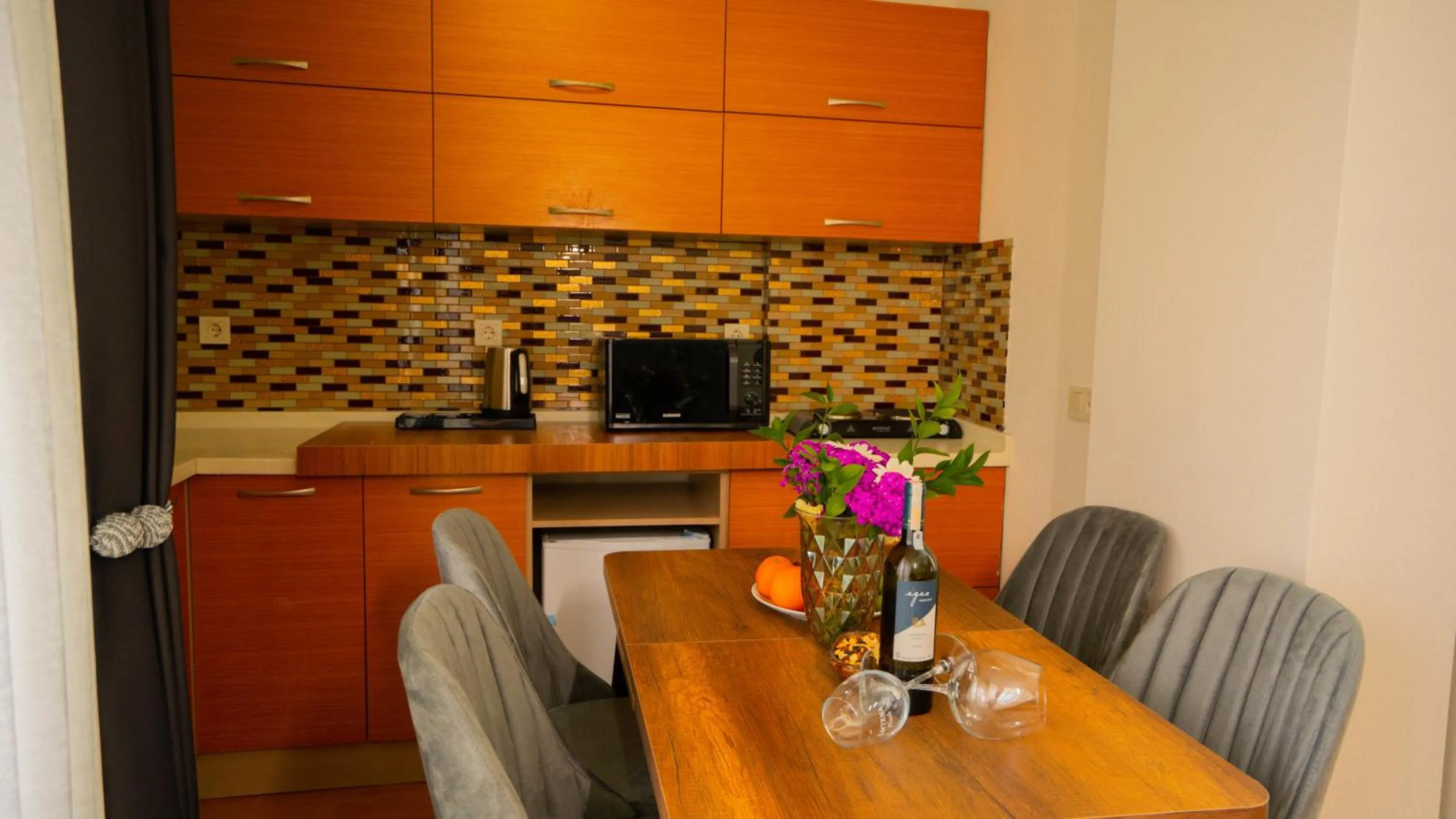 Kitchen or kitchenette in Istanbul Galata Port Modern Suite & Apartments Taksim