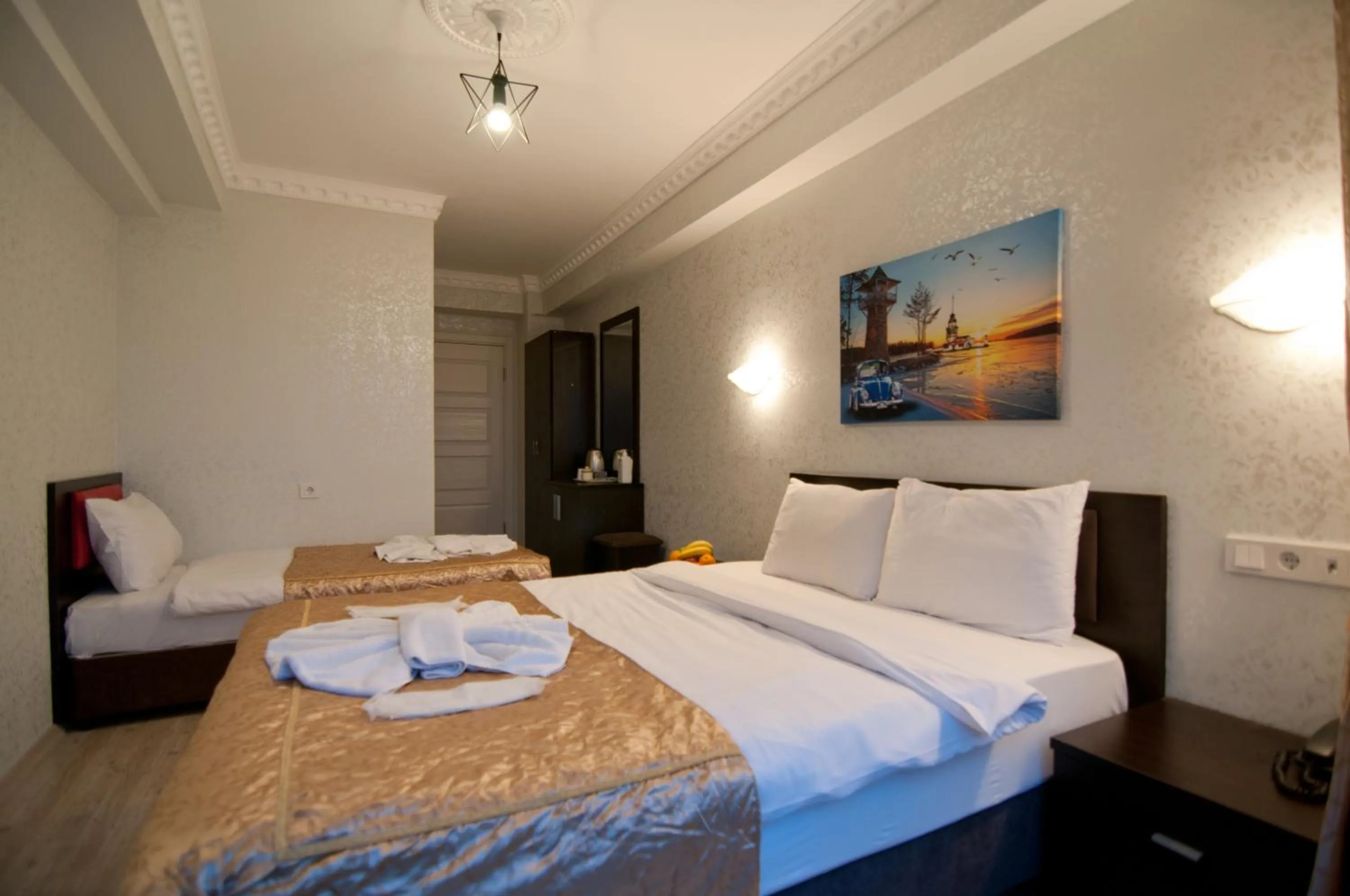Photo of the whole room, Bed in Golden Horn Life Hotel