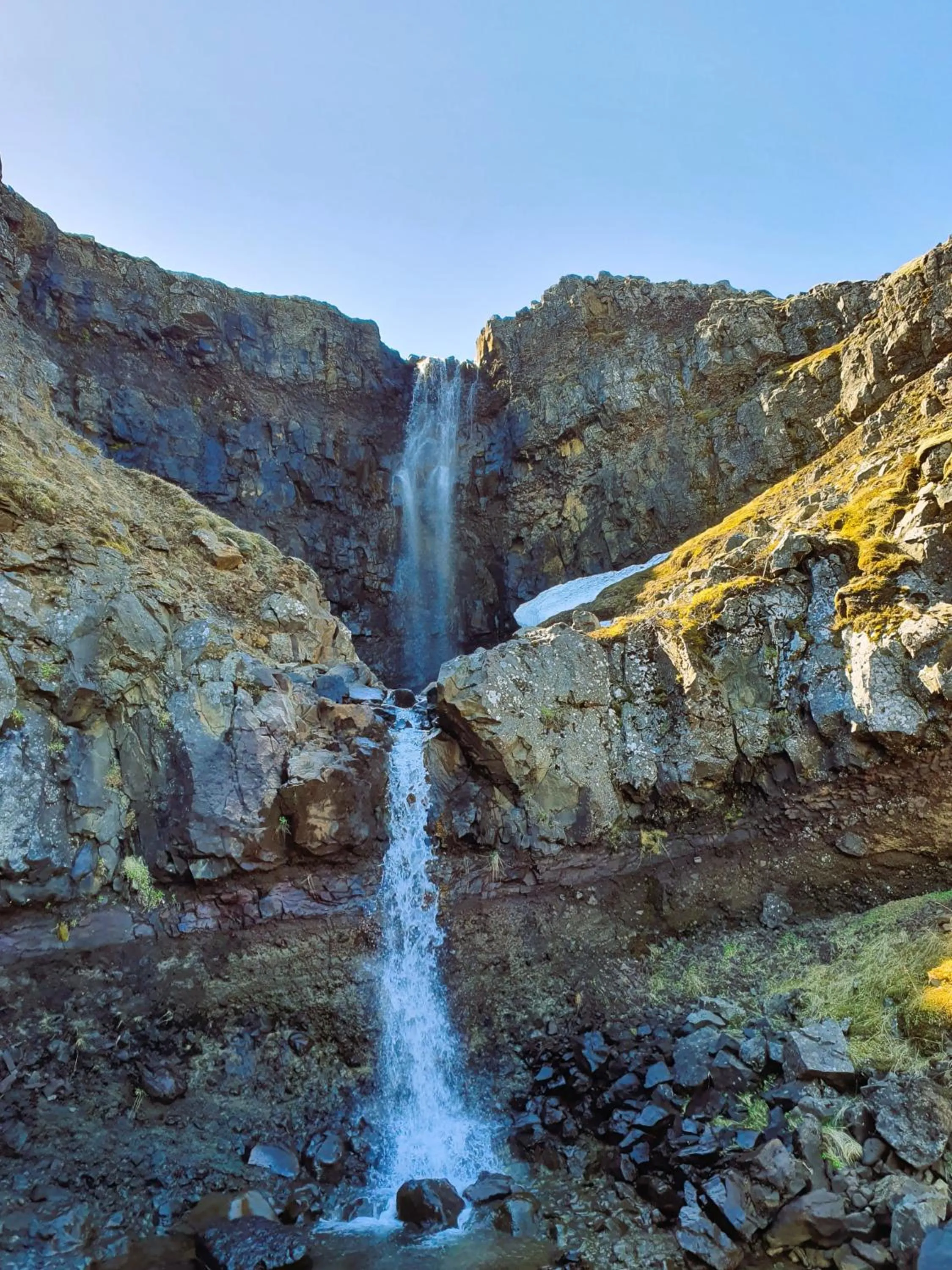 Natural landscape in Basalt Hotel
