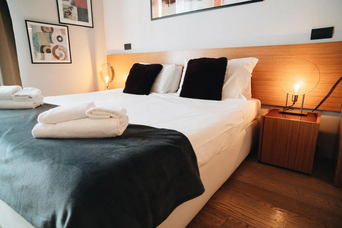 Bed in DownTown Boutique House - CA Domus Collection