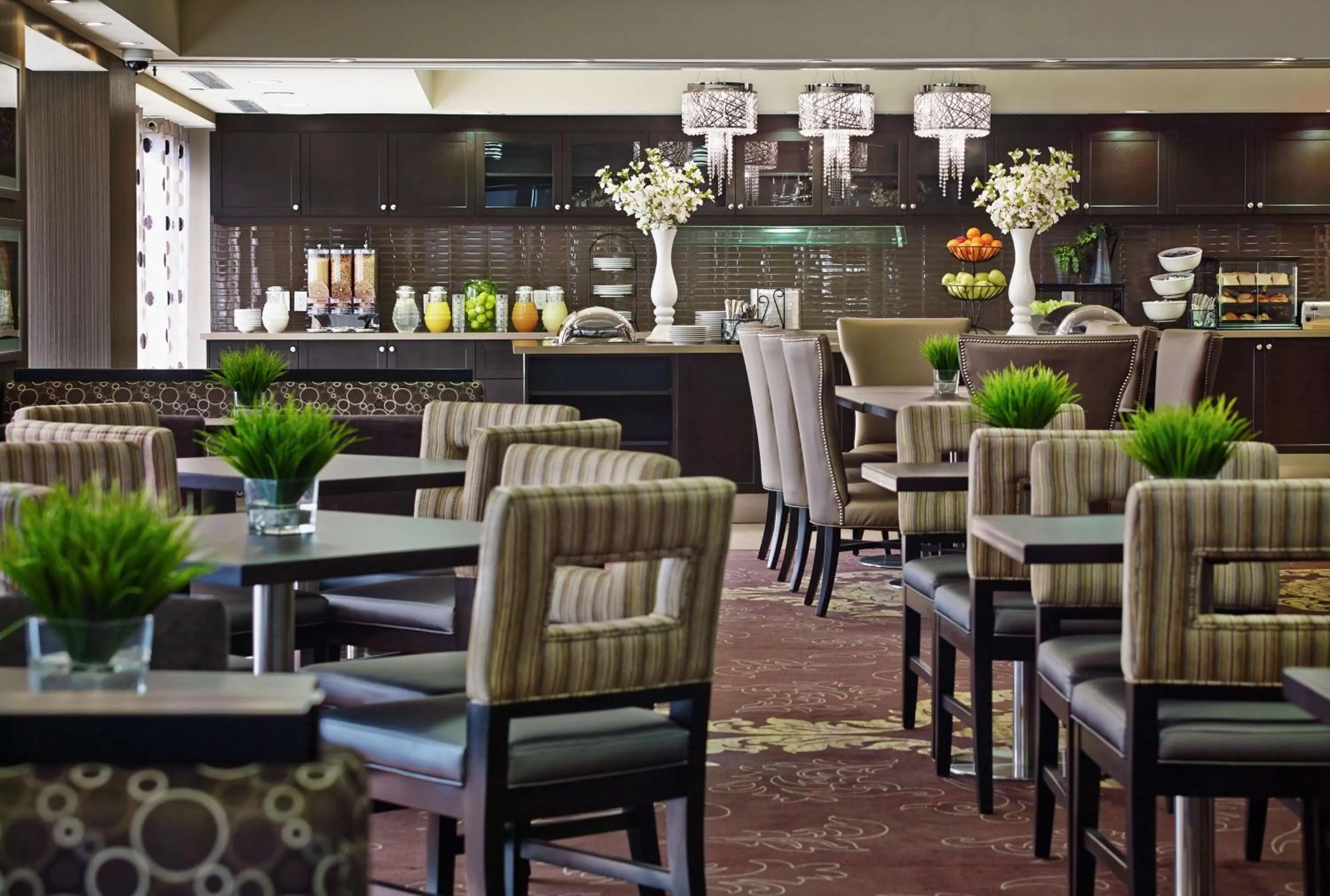 Restaurant/places to eat in Homewood Suites by Hilton Hamilton
