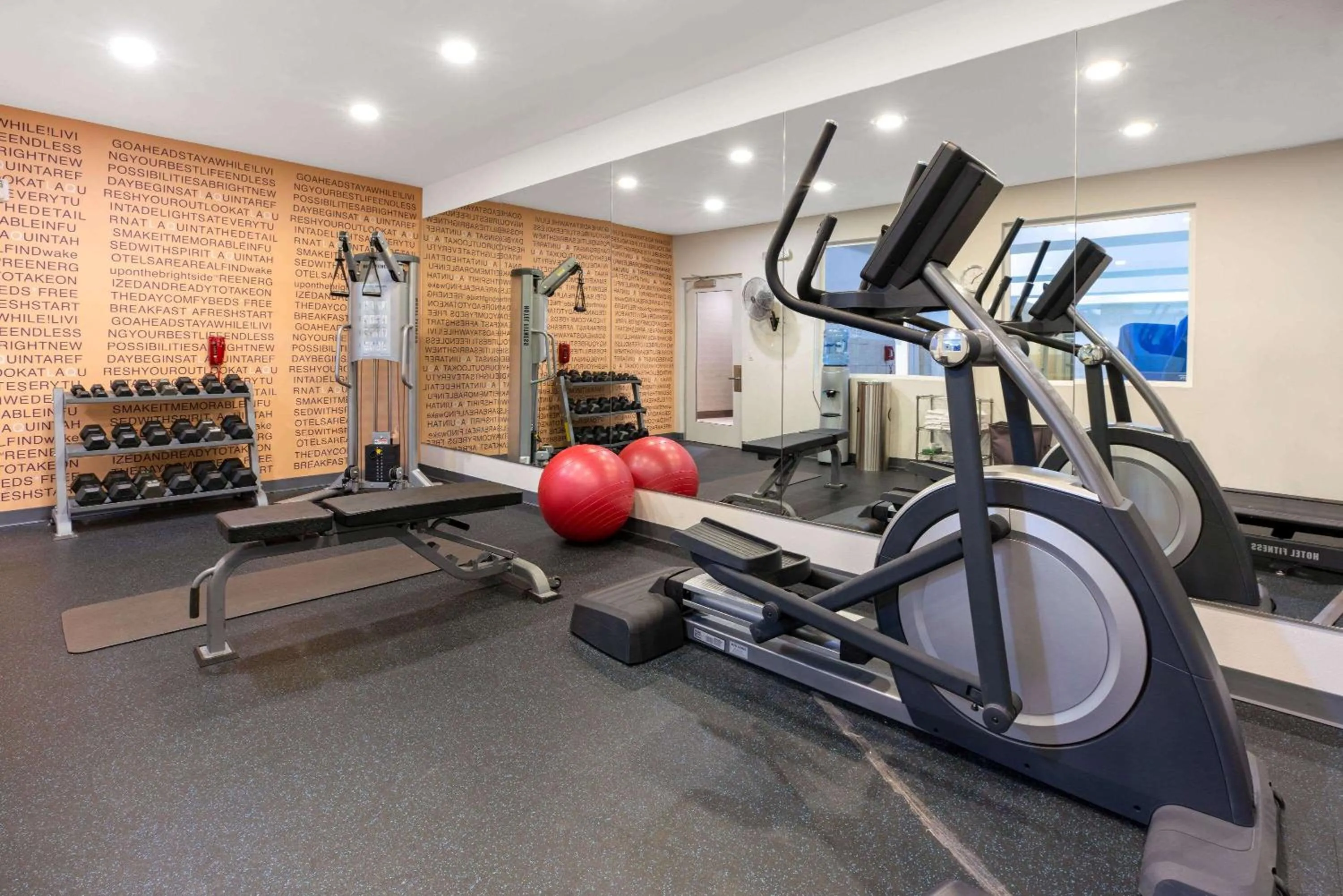 Fitness centre/facilities in La Quinta by Wyndham Bellingham