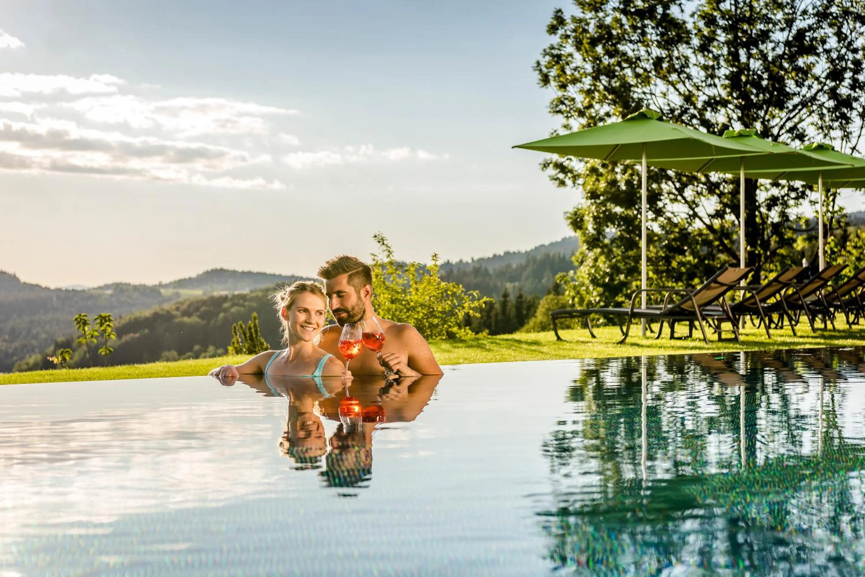 Pool view in Hüttenhof - Wellnesshotel & Luxus-Bergchalets - Adults only