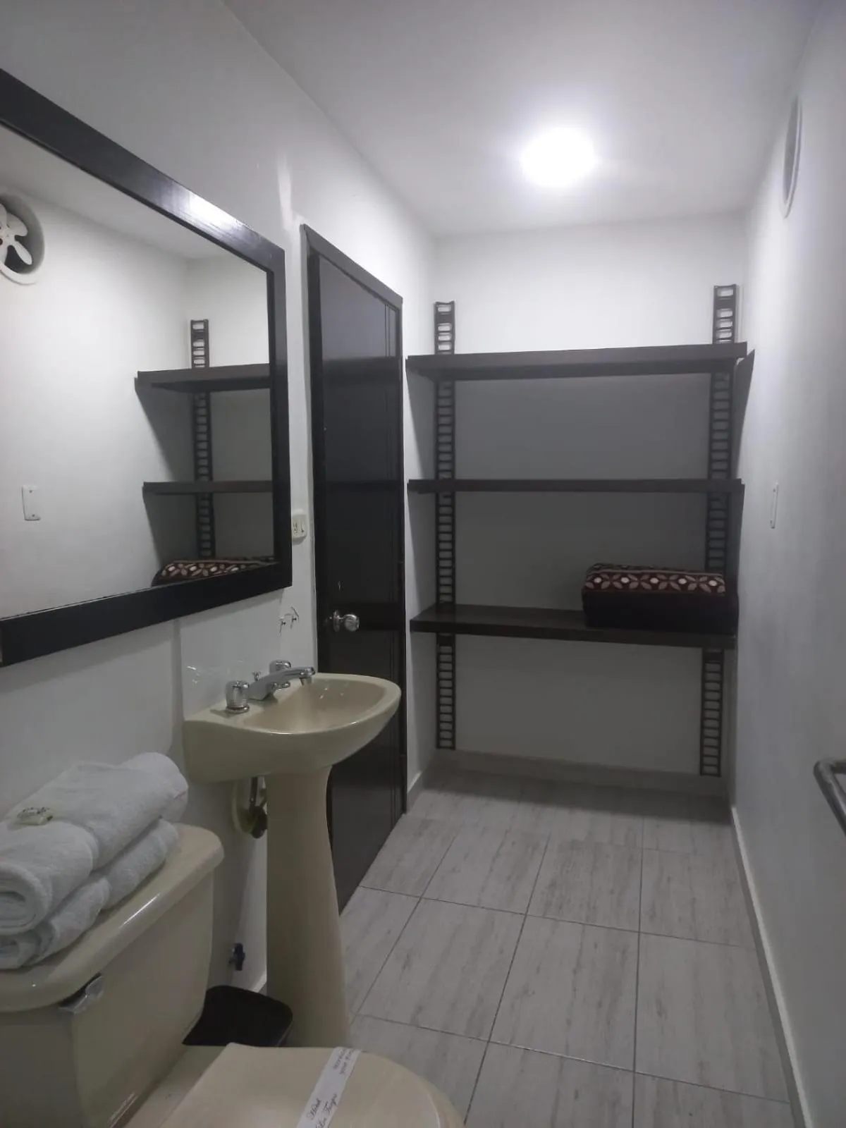 Bathroom in Hotel Los Tunjos