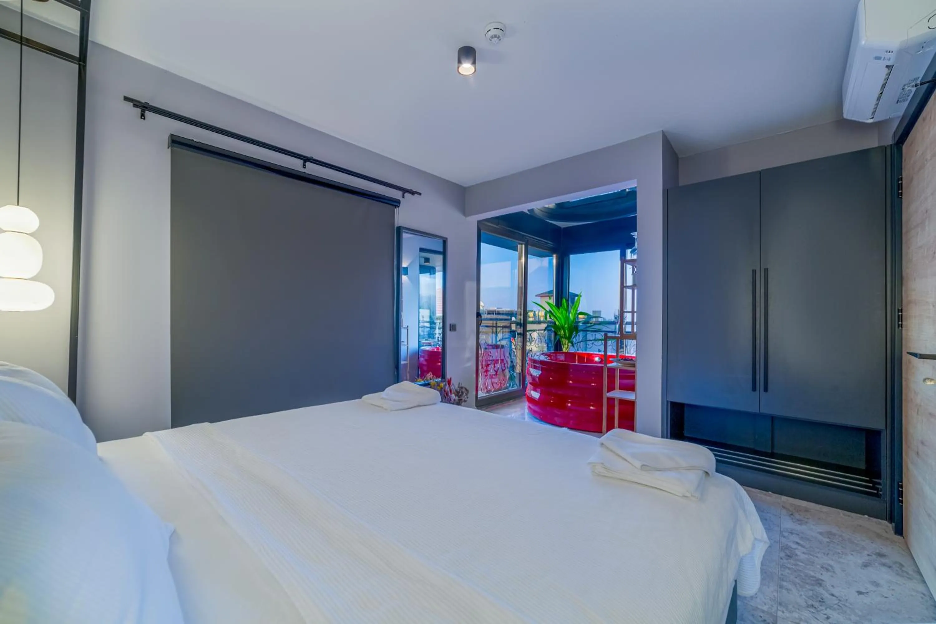 View (from property/room), Bed in Aria Riva Apart Hotel