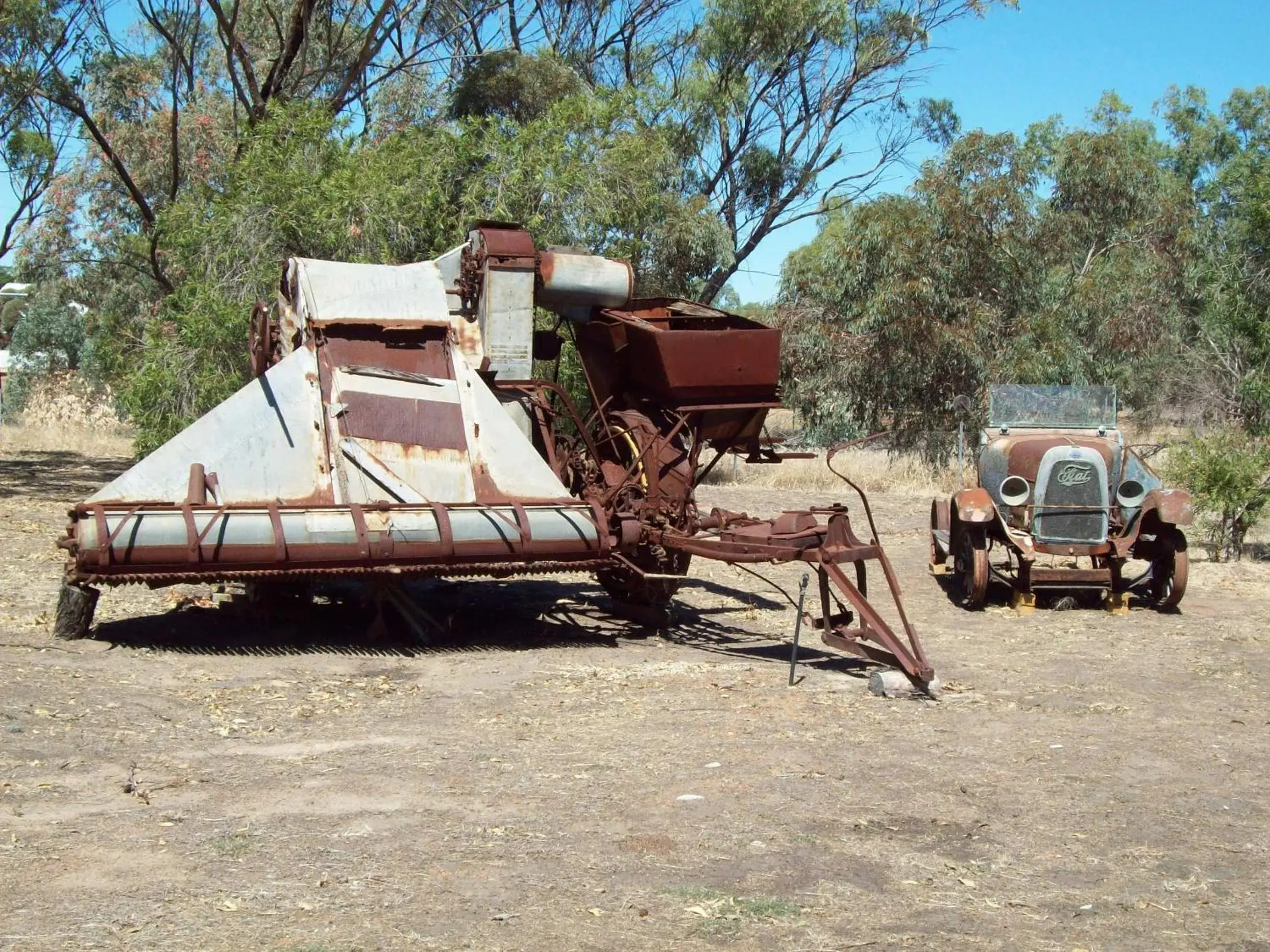 Deluxe Queen Suite in York's Boutique Motel Deluxe Queen Suite in York's Boutique Motel
