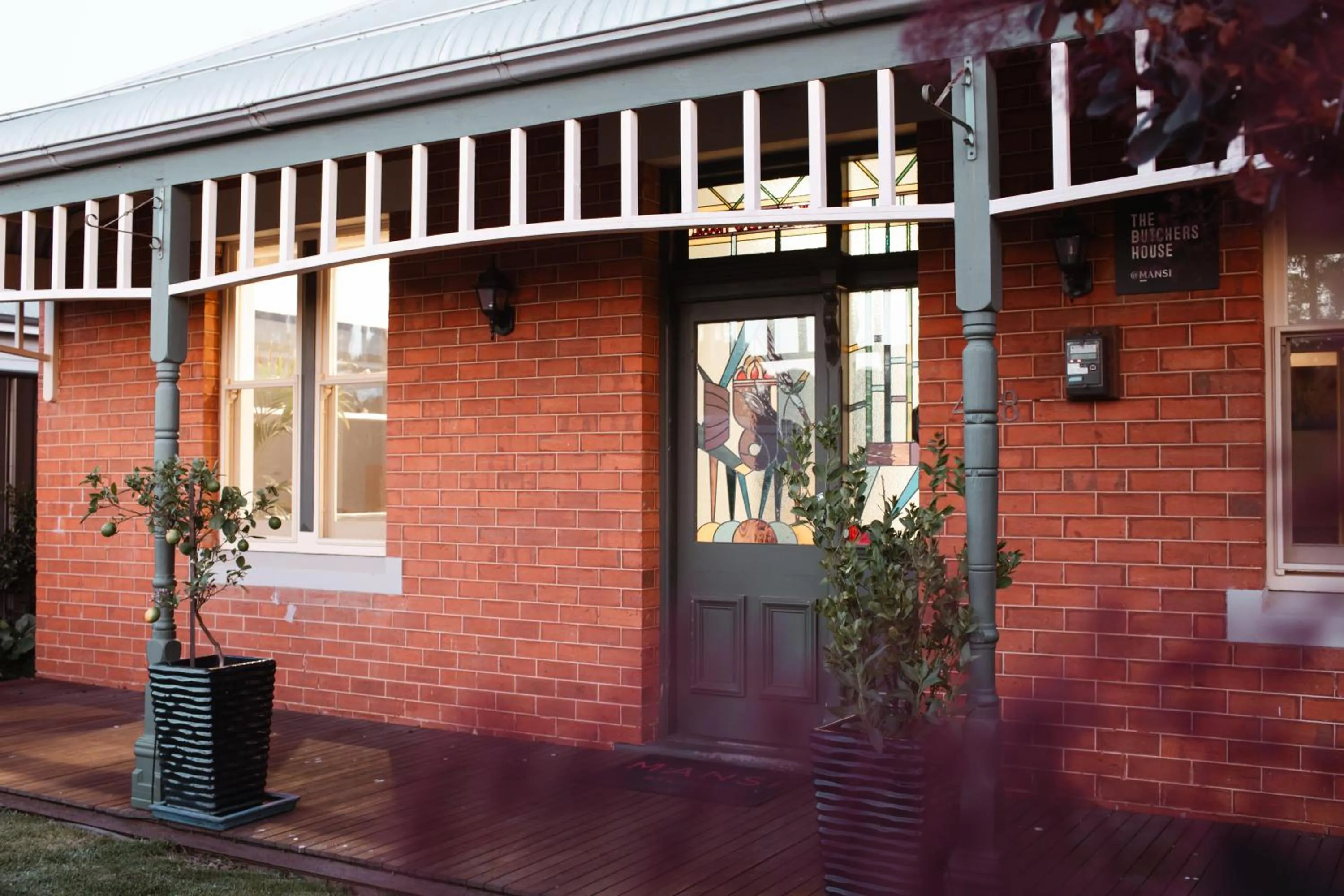 Property building in Mansi on Raymond