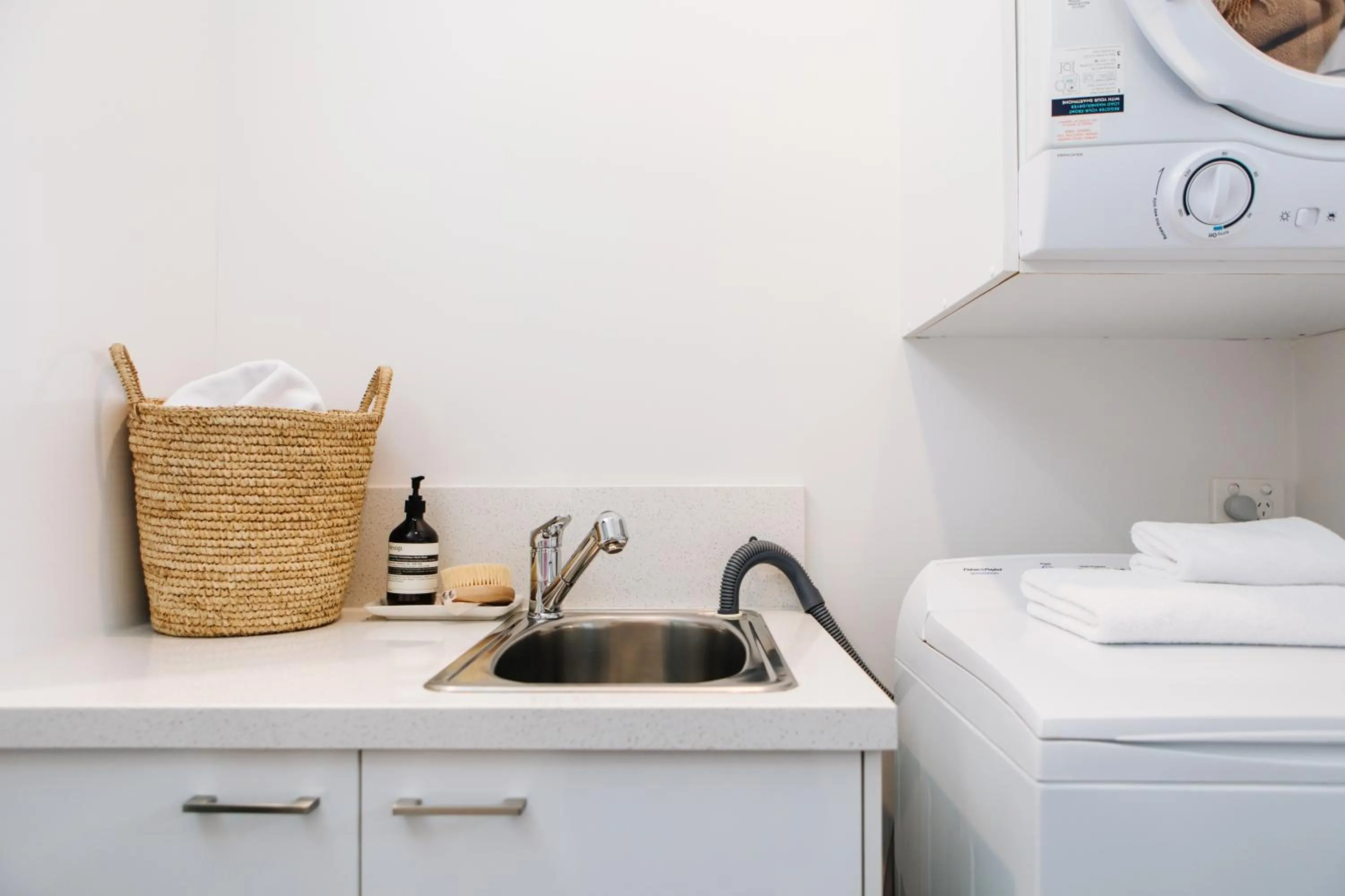 laundry in Mansi on Raymond