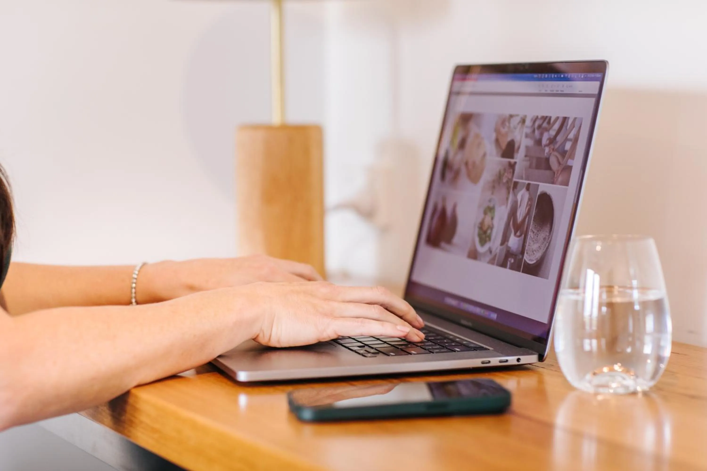 TV and multimedia in Mansi on Raymond