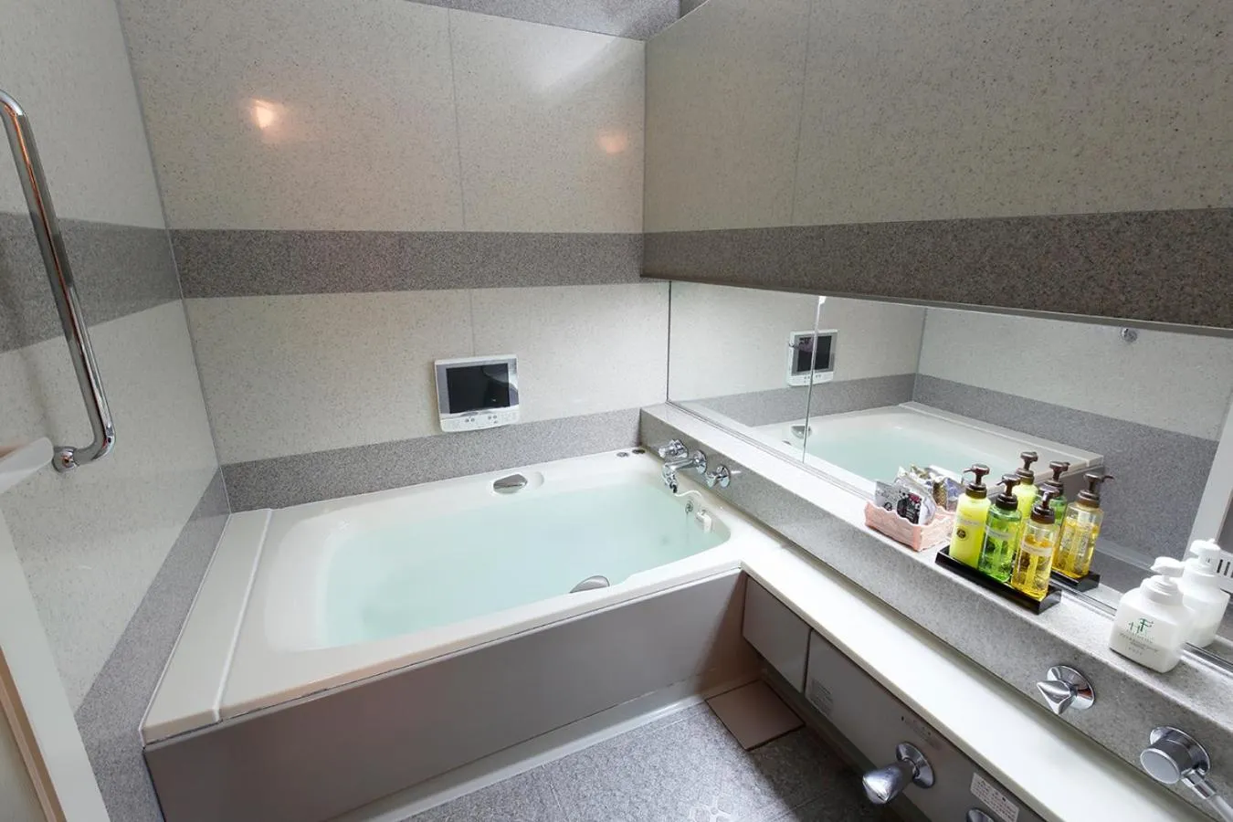 Bathroom in 隠家(ajito) HOTEL555 御殿場2