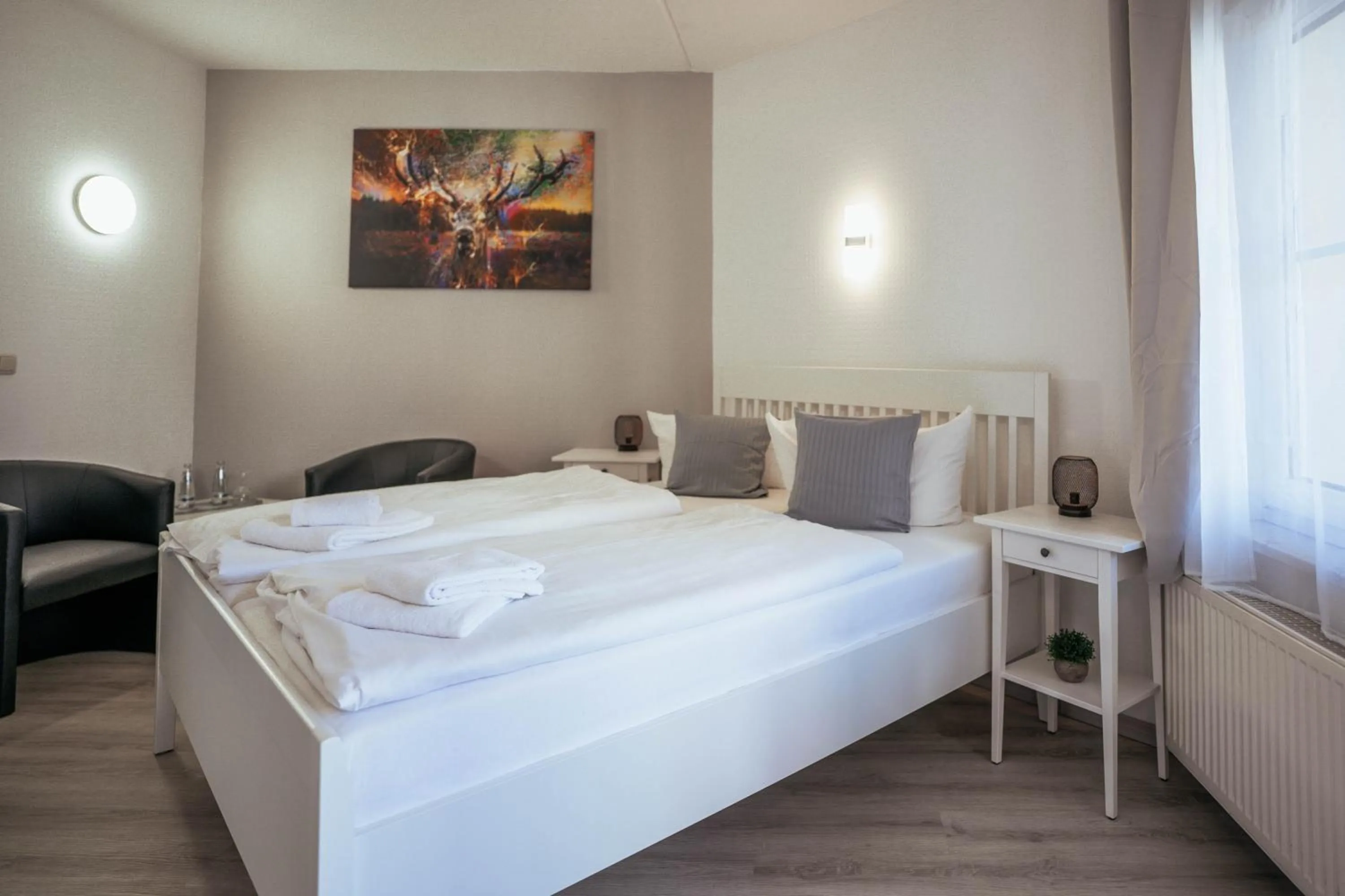 Photo of the whole room in REGIOHOTEL Wolmirstedter Hof - #AutobahnA2&A14 #Frühstücksbuffet #TopPreisLeistung #DigitalerCheckin