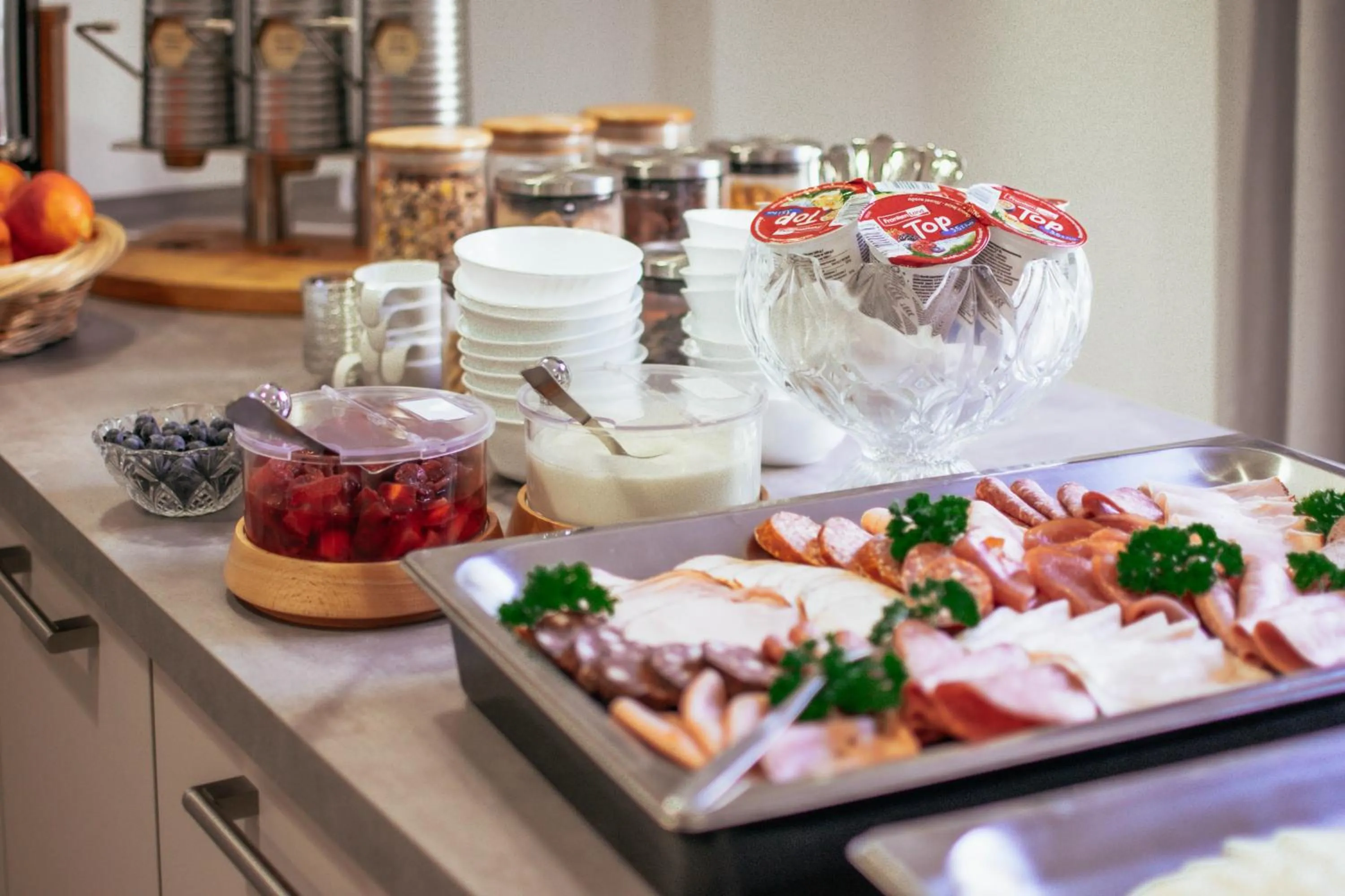 Breakfast in REGIOHOTEL Wolmirstedter Hof - #AutobahnA2&A14 #Frühstücksbuffet #TopPreisLeistung #DigitalerCheckin