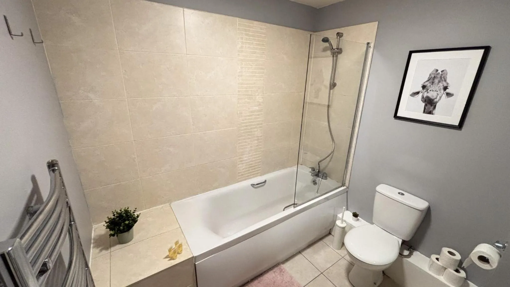 Bathroom in Leevin Studios