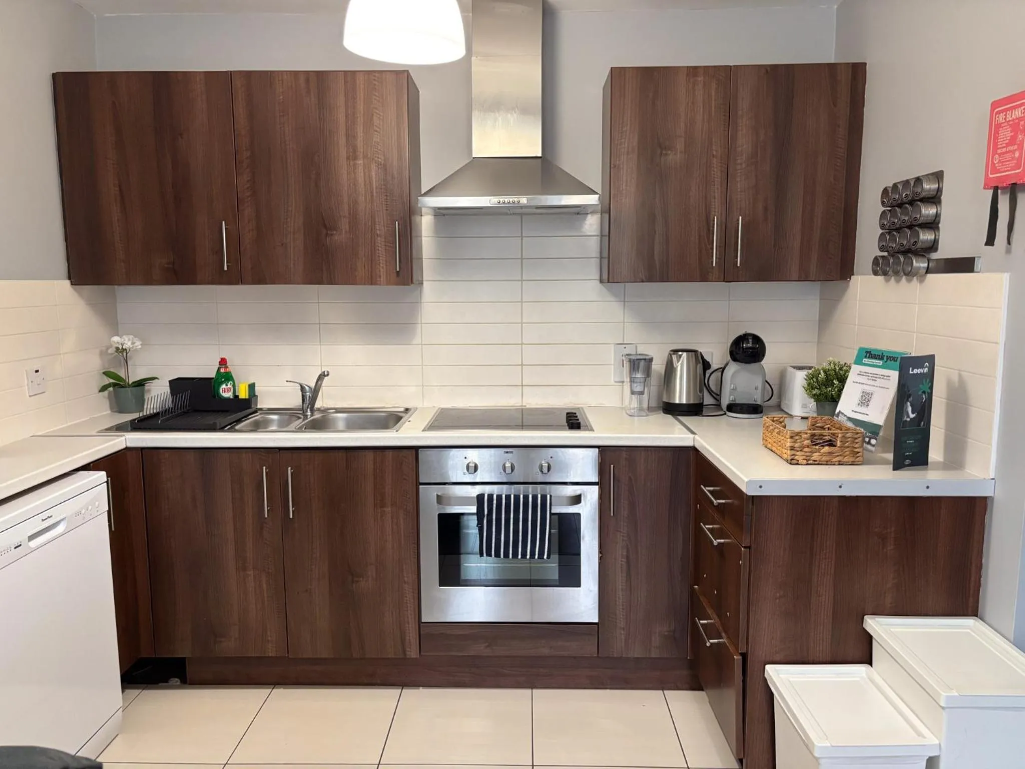 Coffee/tea facilities in Leevin Studios