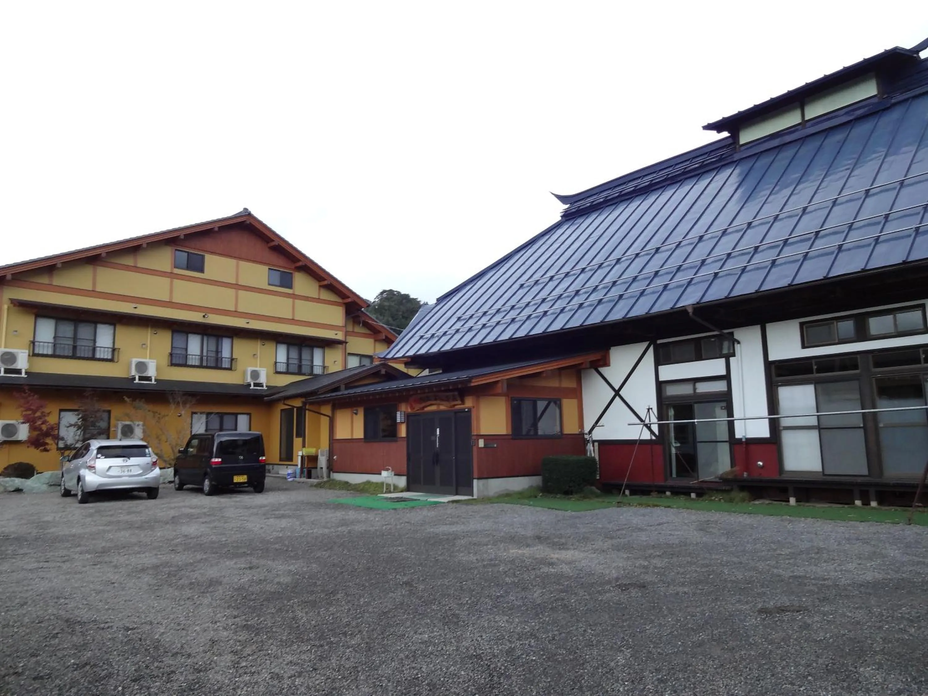 Property building in Hanasaku Onsen Yoshiyaso