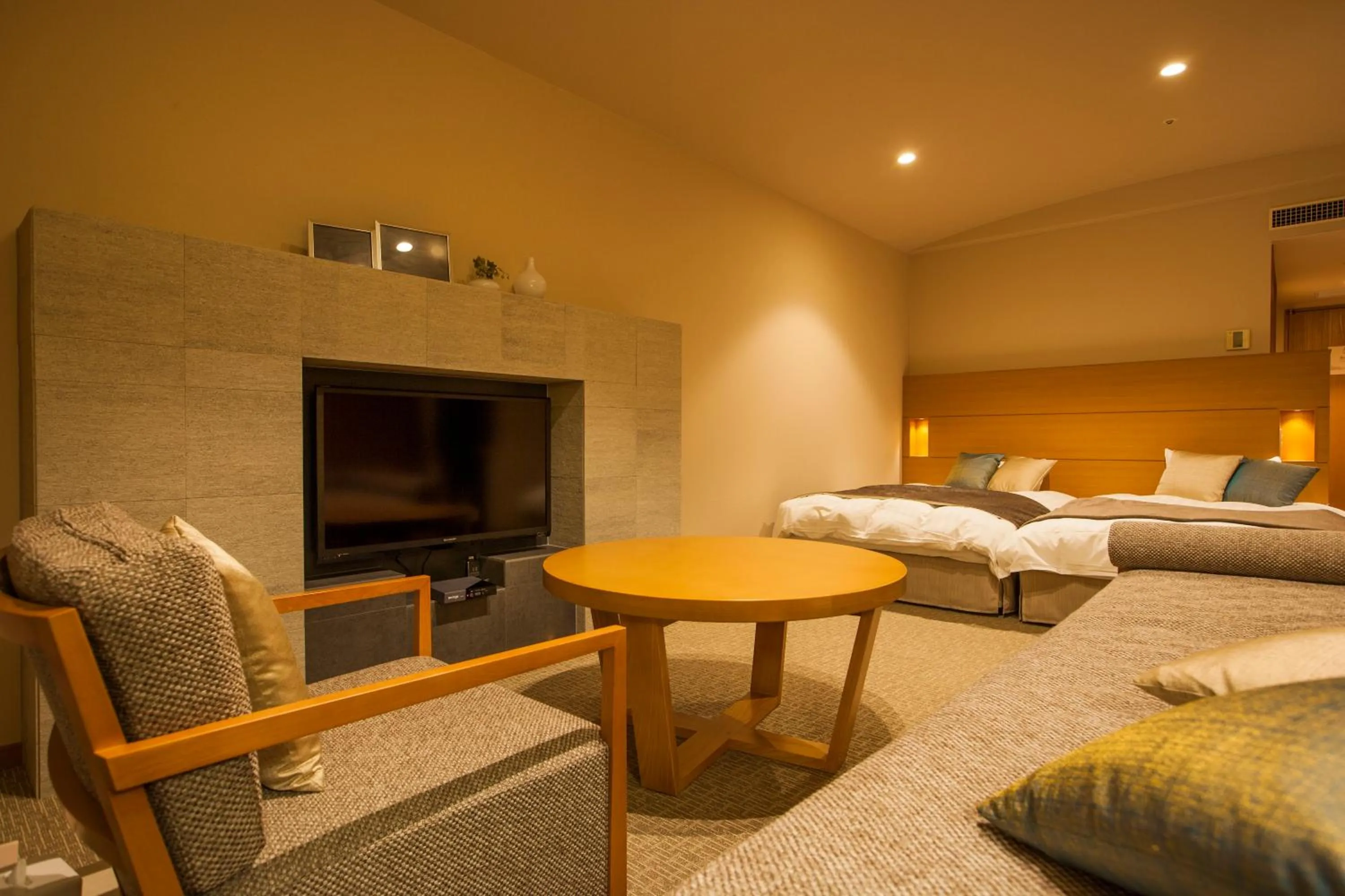 Photo of the whole room, Bed in Hotel Mt. Fuji