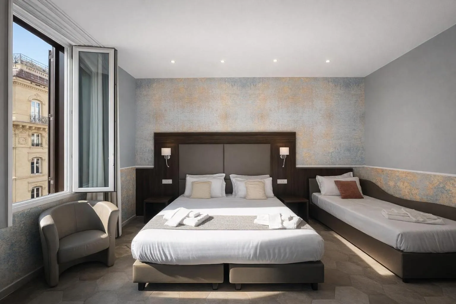 Bed in Bramble Luxury Suites