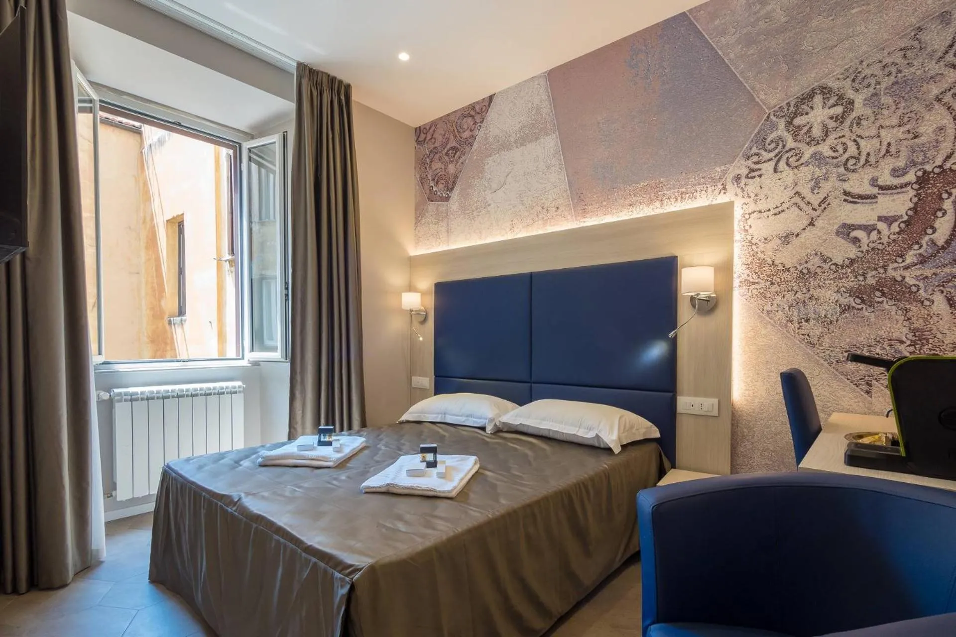 Bedroom, Bed in Bramble Luxury Suites