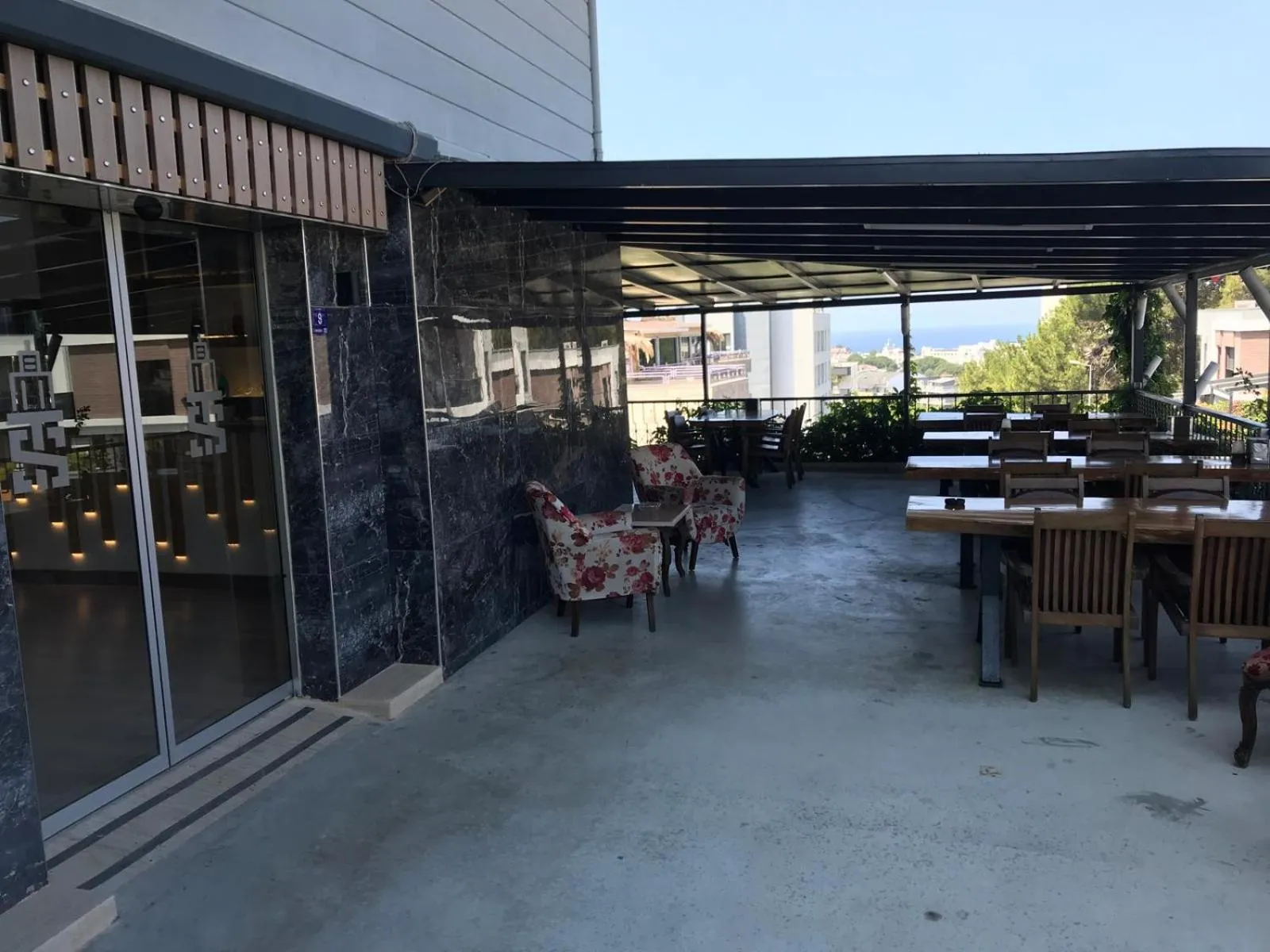 Patio in Silver Tower Residence