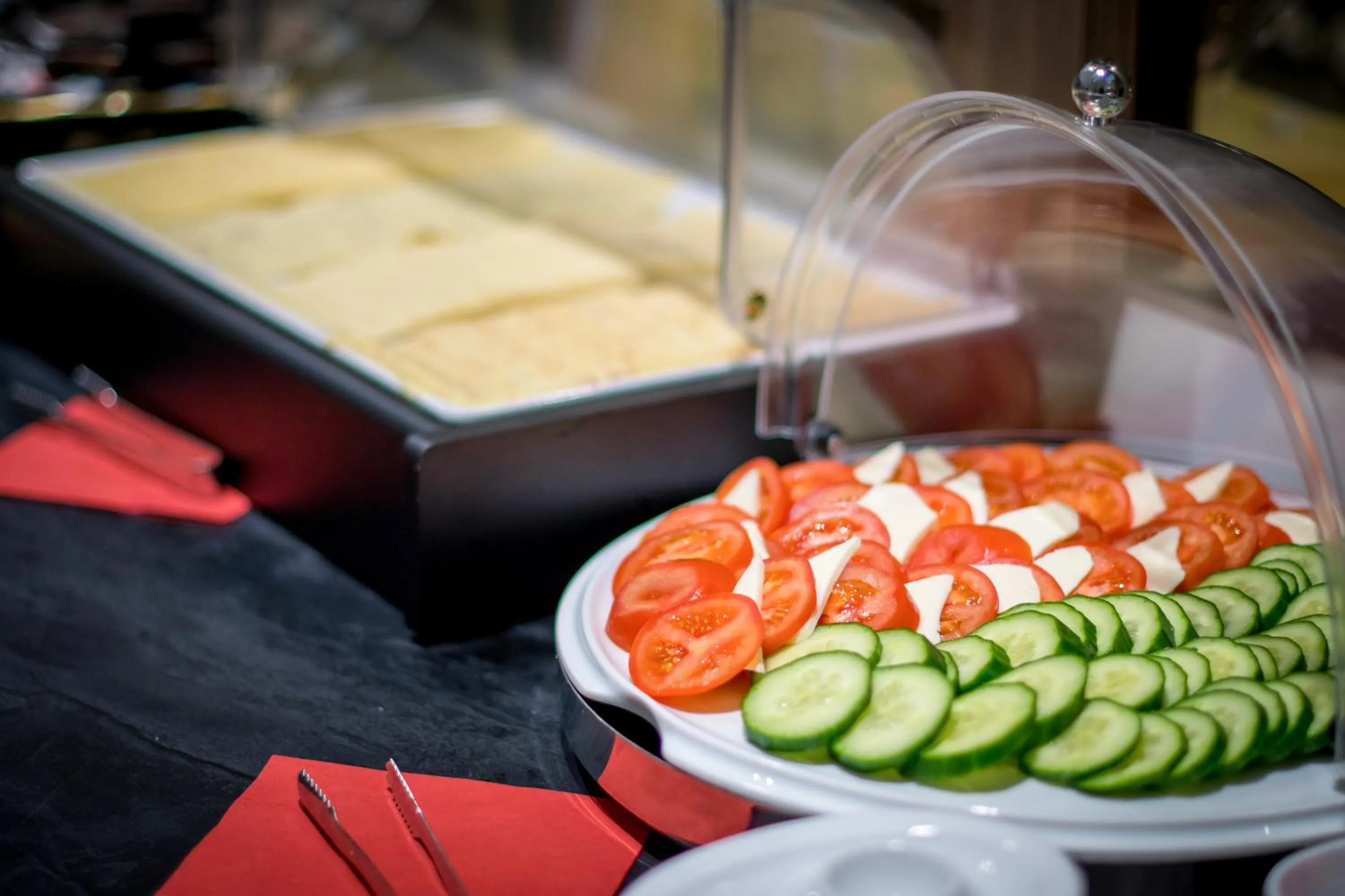 Buffet breakfast in Hotel Wilder Mann