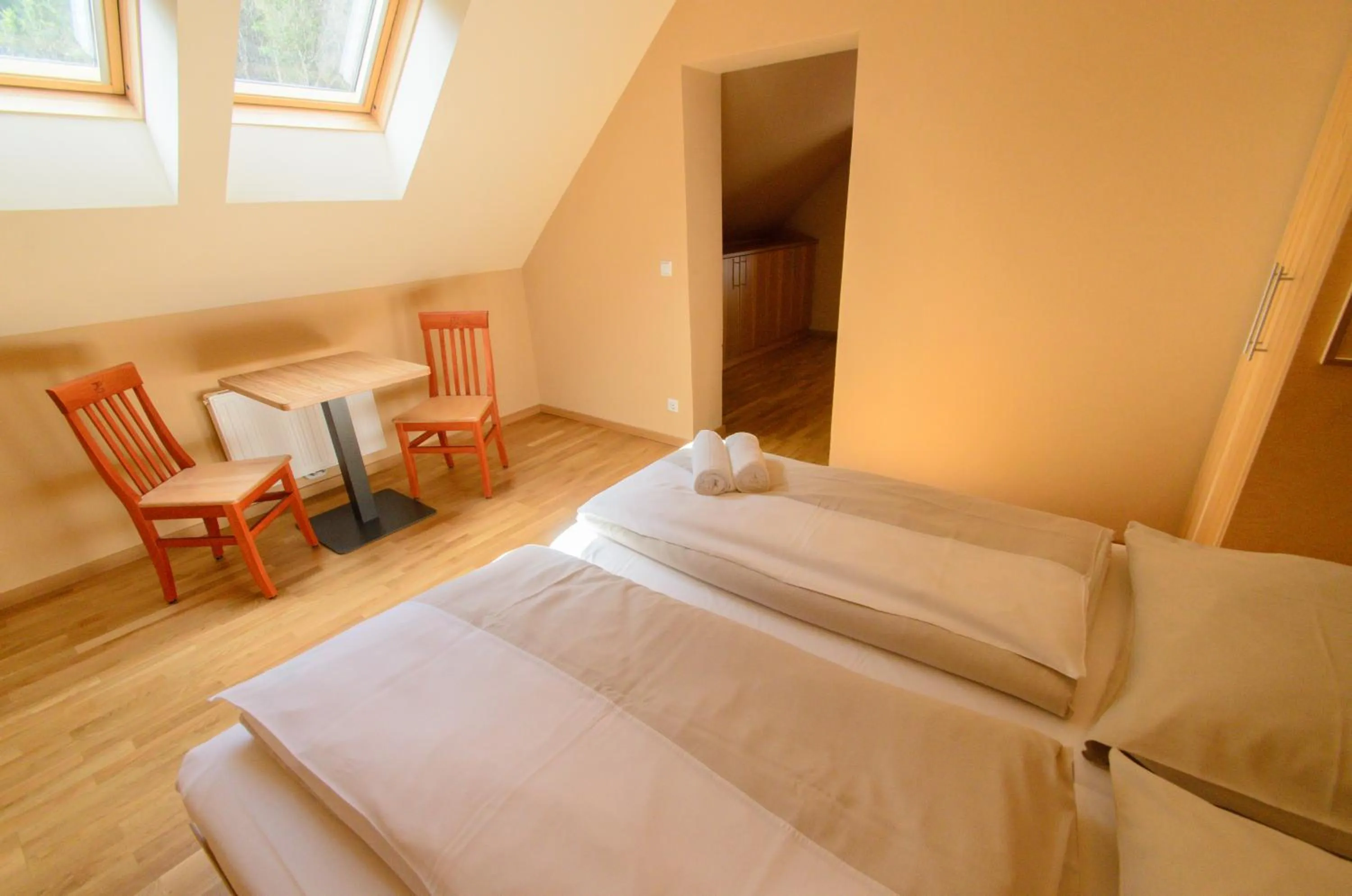 Bedroom, Bed in JUFA Hotel Grünau im Almtal