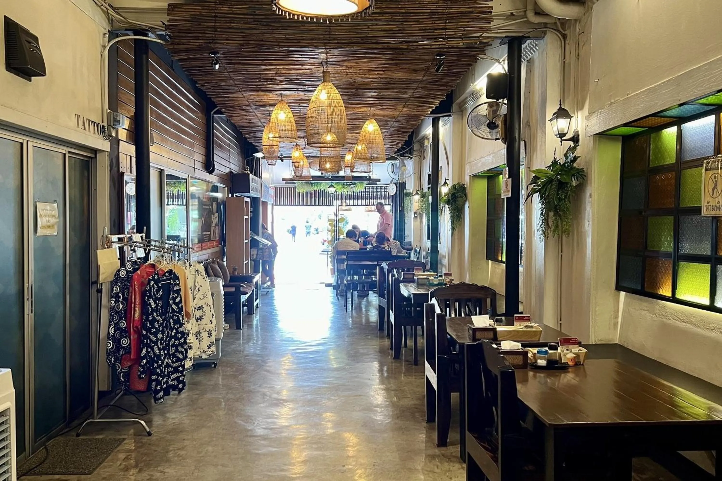 Restaurant/places to eat in Baan Lanna at Prasingh