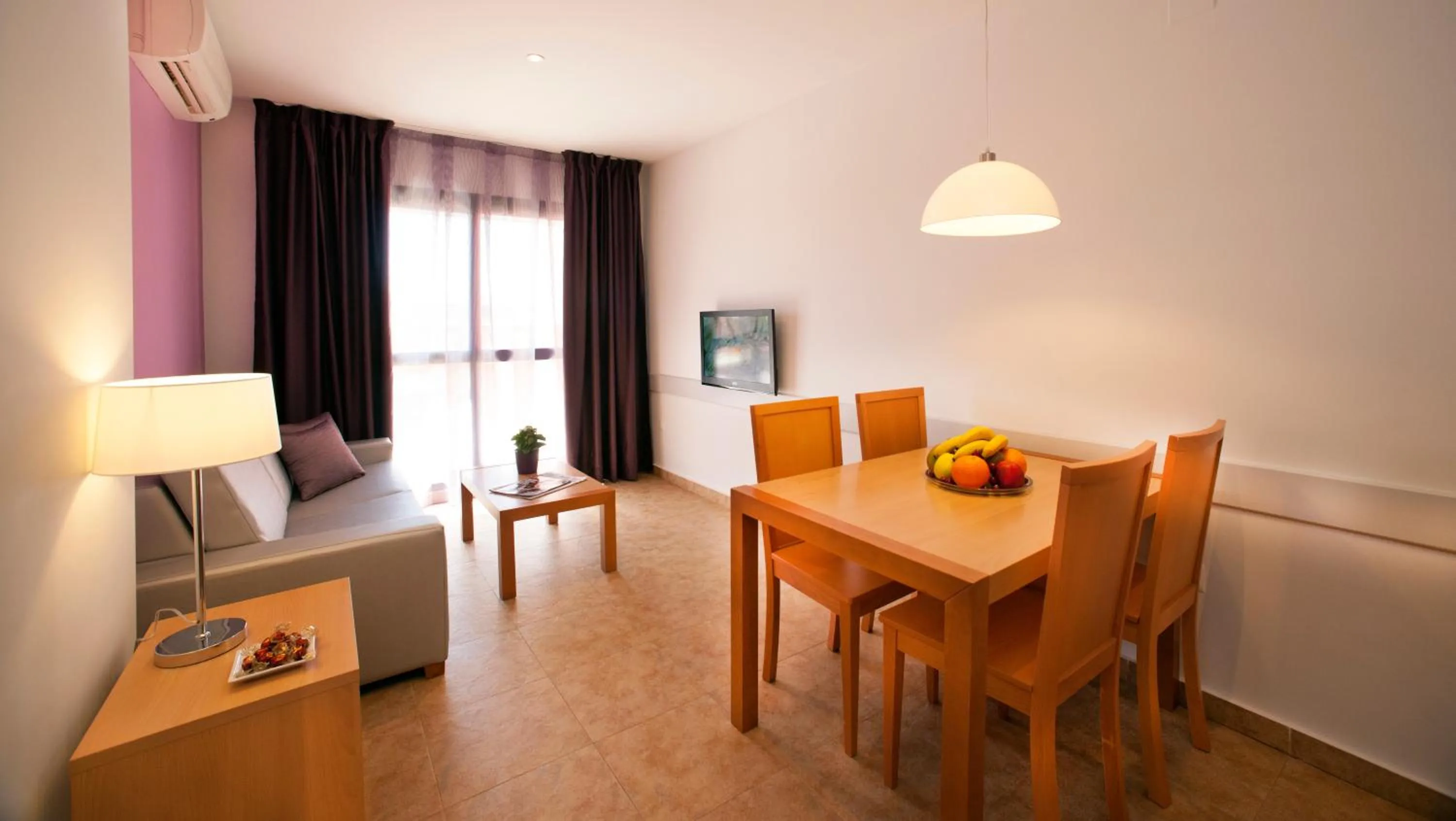 Living room in Leo Enebrales