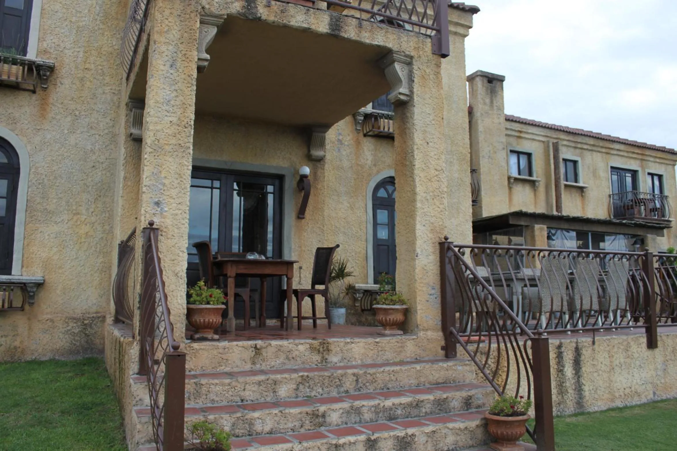 Decorative detail in Dio Dell Amore Guest House