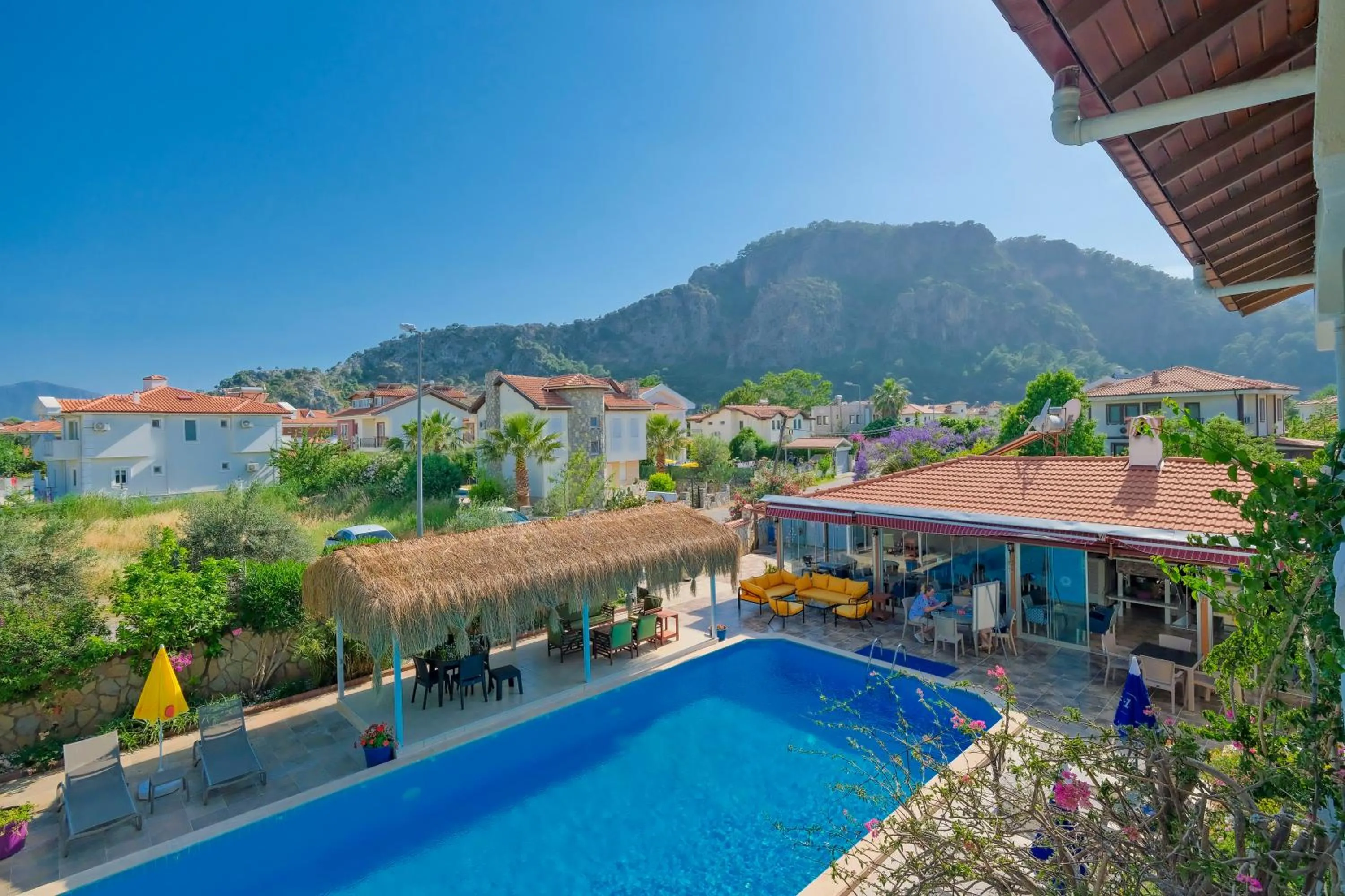 Restaurant/places to eat in Casablanca Hotel