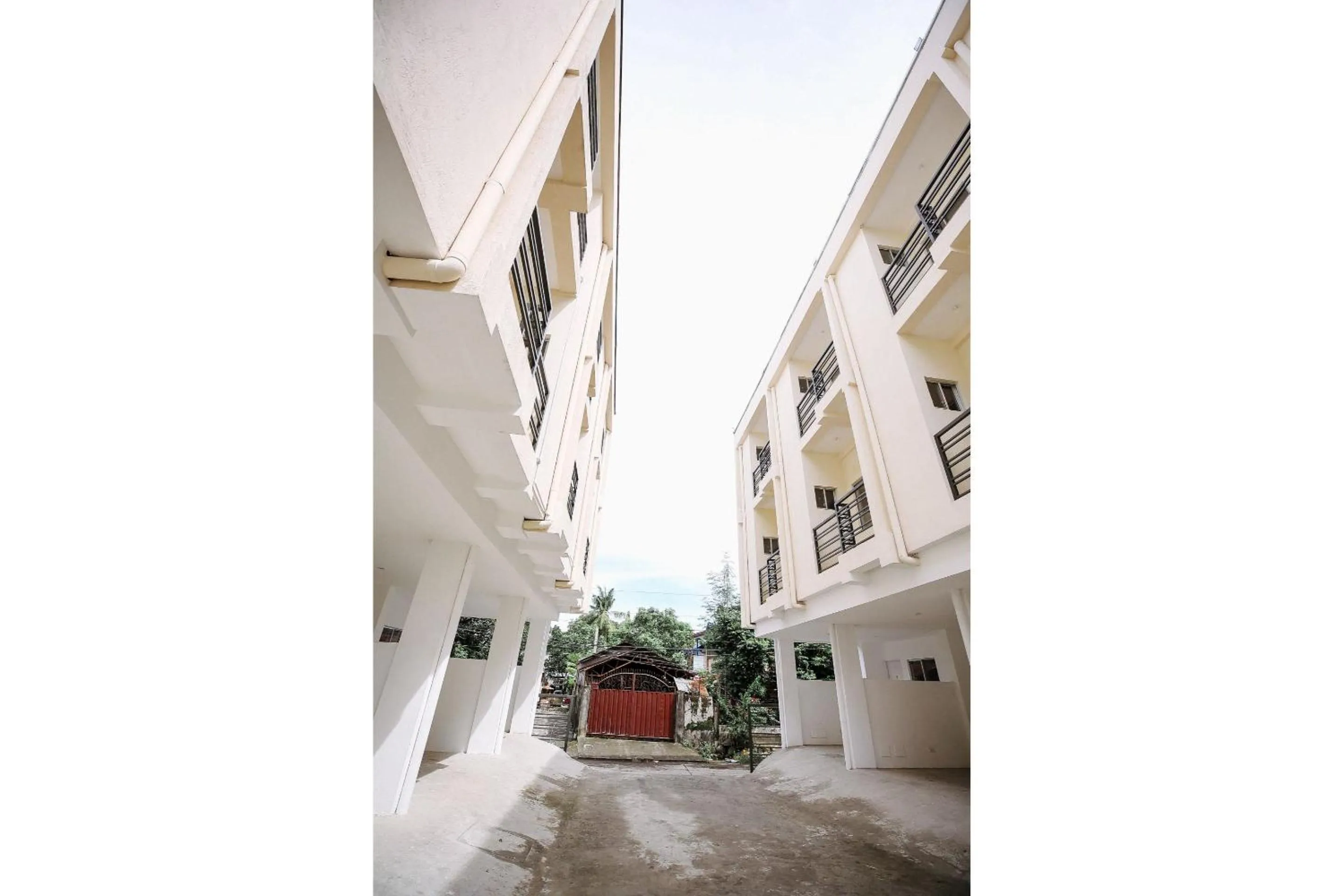 Facade/entrance in OYO 789 Abn Residences