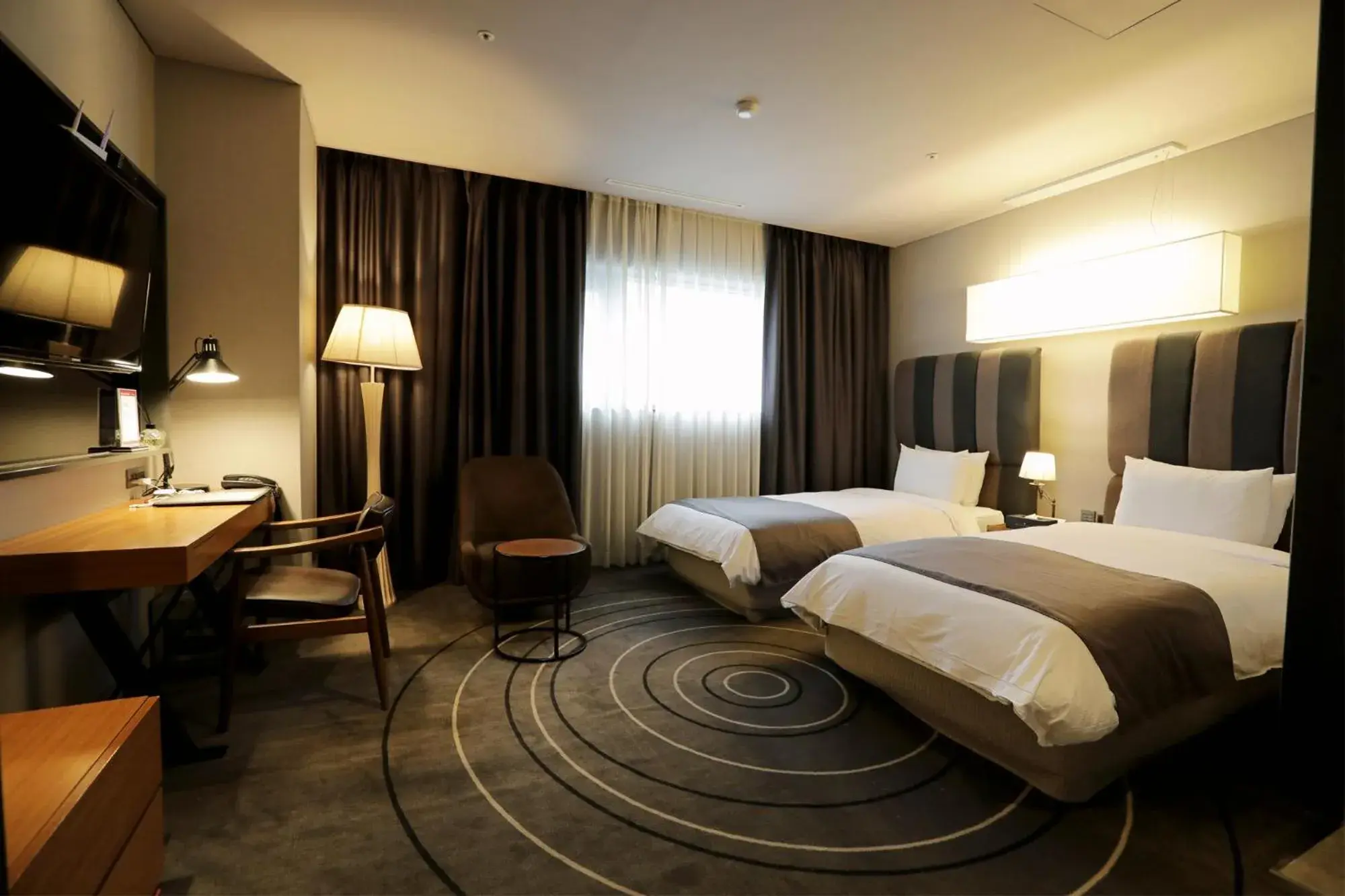 Deluxe Twin Room in Best Louis Hamilton Hotel Haeundae Deluxe Twin Room in Best Louis Hamilton Hotel Haeundae