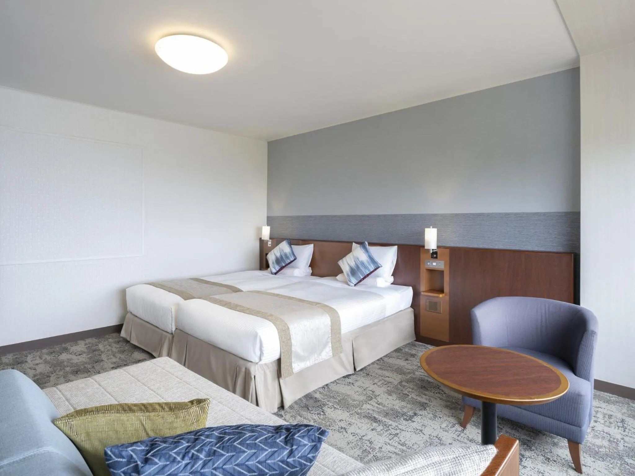 Bed in Irago Ocean Resort