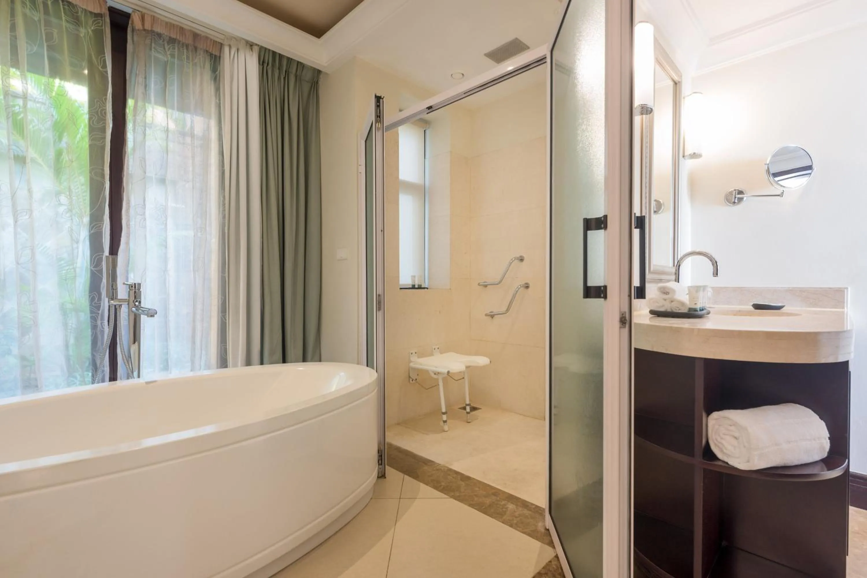 Bathroom in The Westin Turtle Bay Resort & Spa, Mauritius