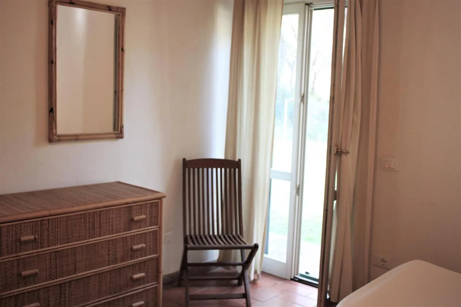 Communal lounge/ TV room, Bed in Residence La Canova II