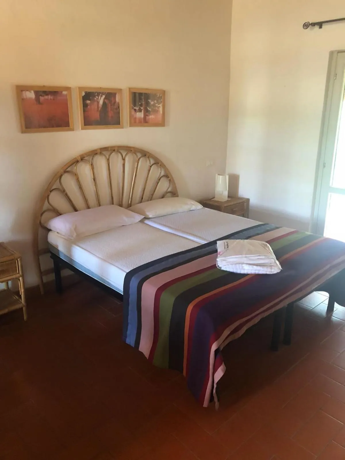 Photo of the whole room, Bed in Residence La Canova II