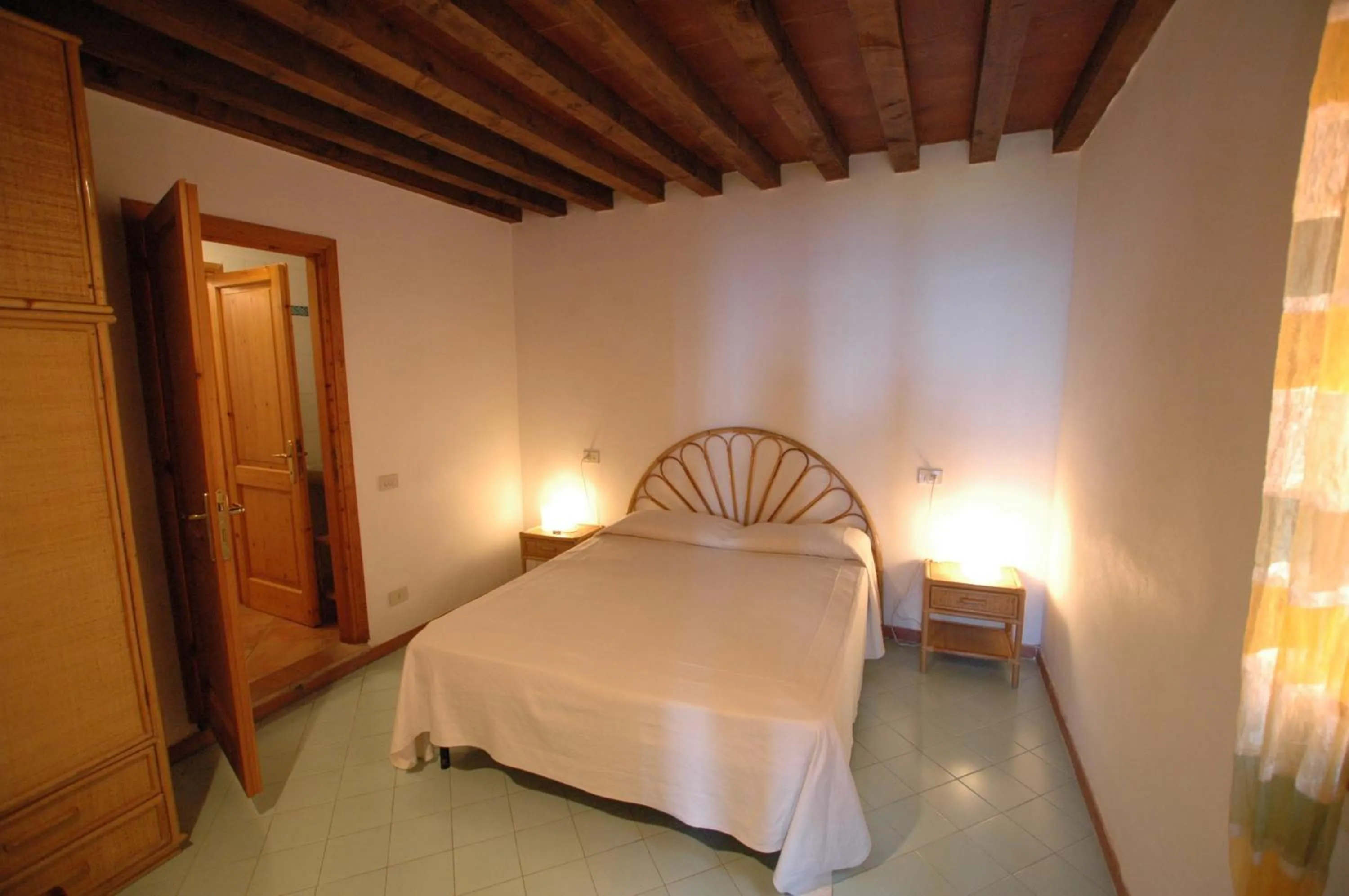 Bed in Cota Quinta