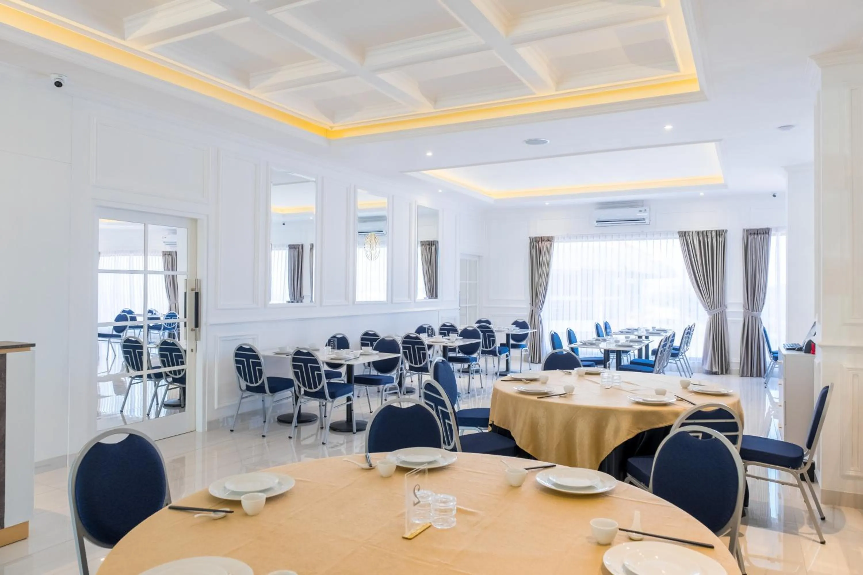 Restaurant/places to eat in Kala Hotel Semarang