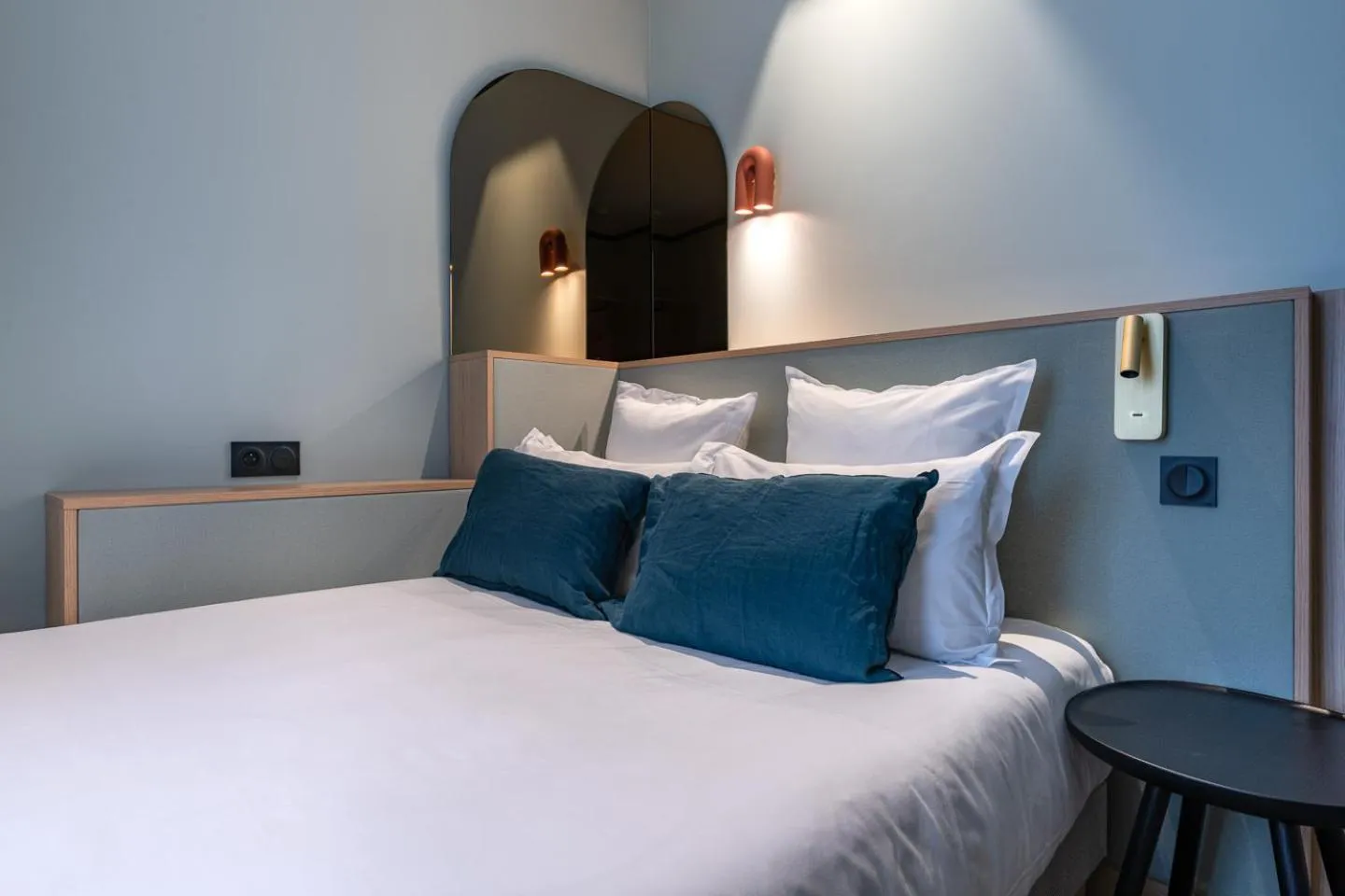 Bedroom, Bed in O.Lysée Hotel