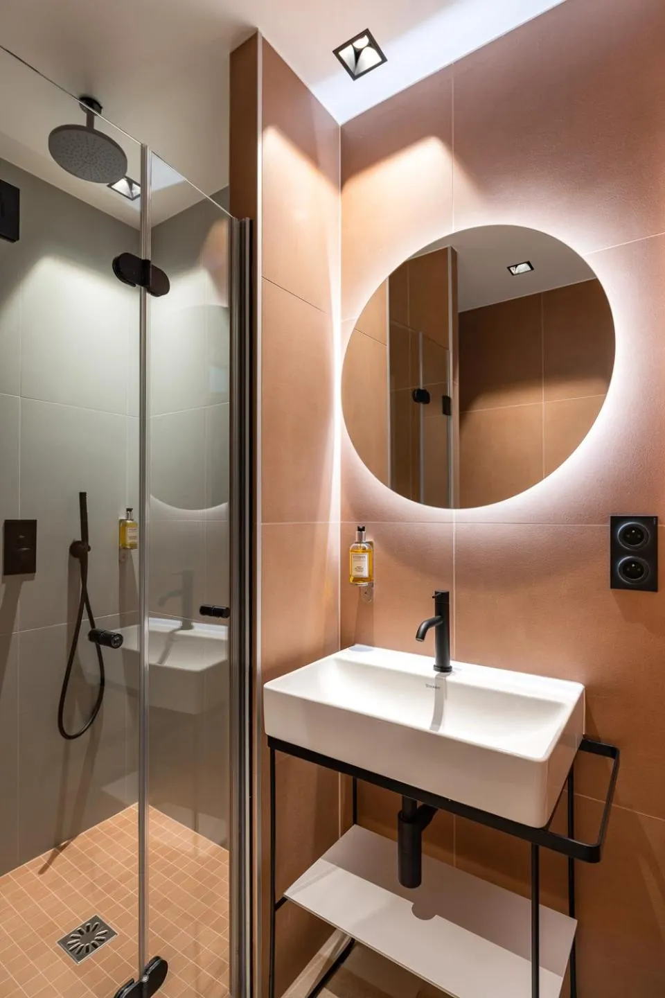 Bathroom in O.Lysée Hotel