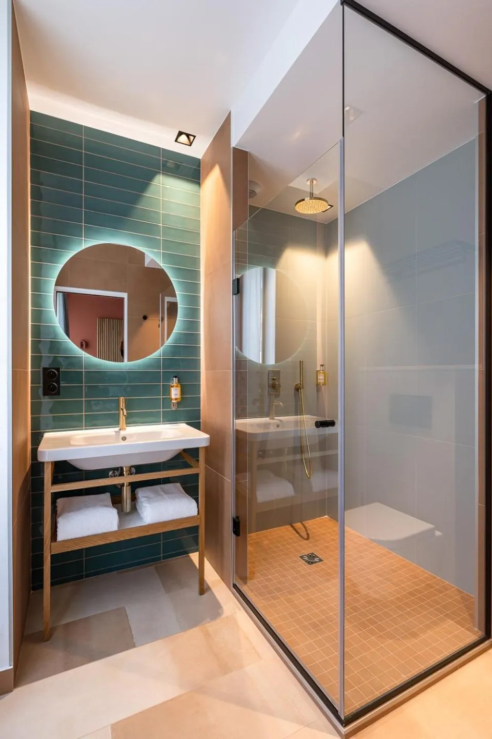 Bathroom in O.Lysée Hotel